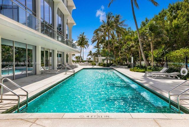 JADE SIGNATURE CONDO - Residential