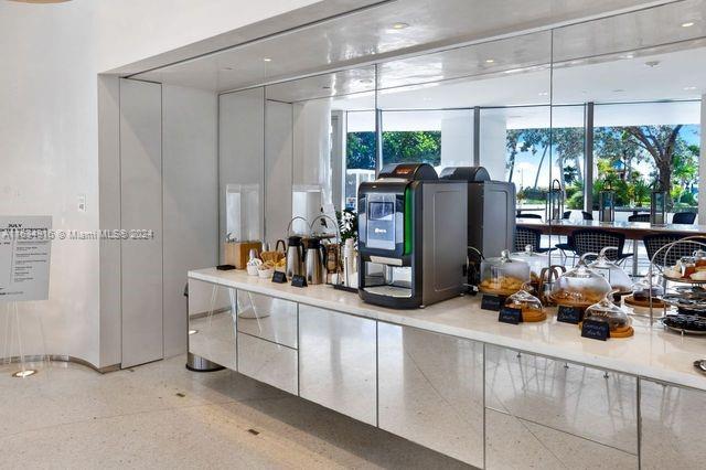 JADE SIGNATURE CONDO - Residential