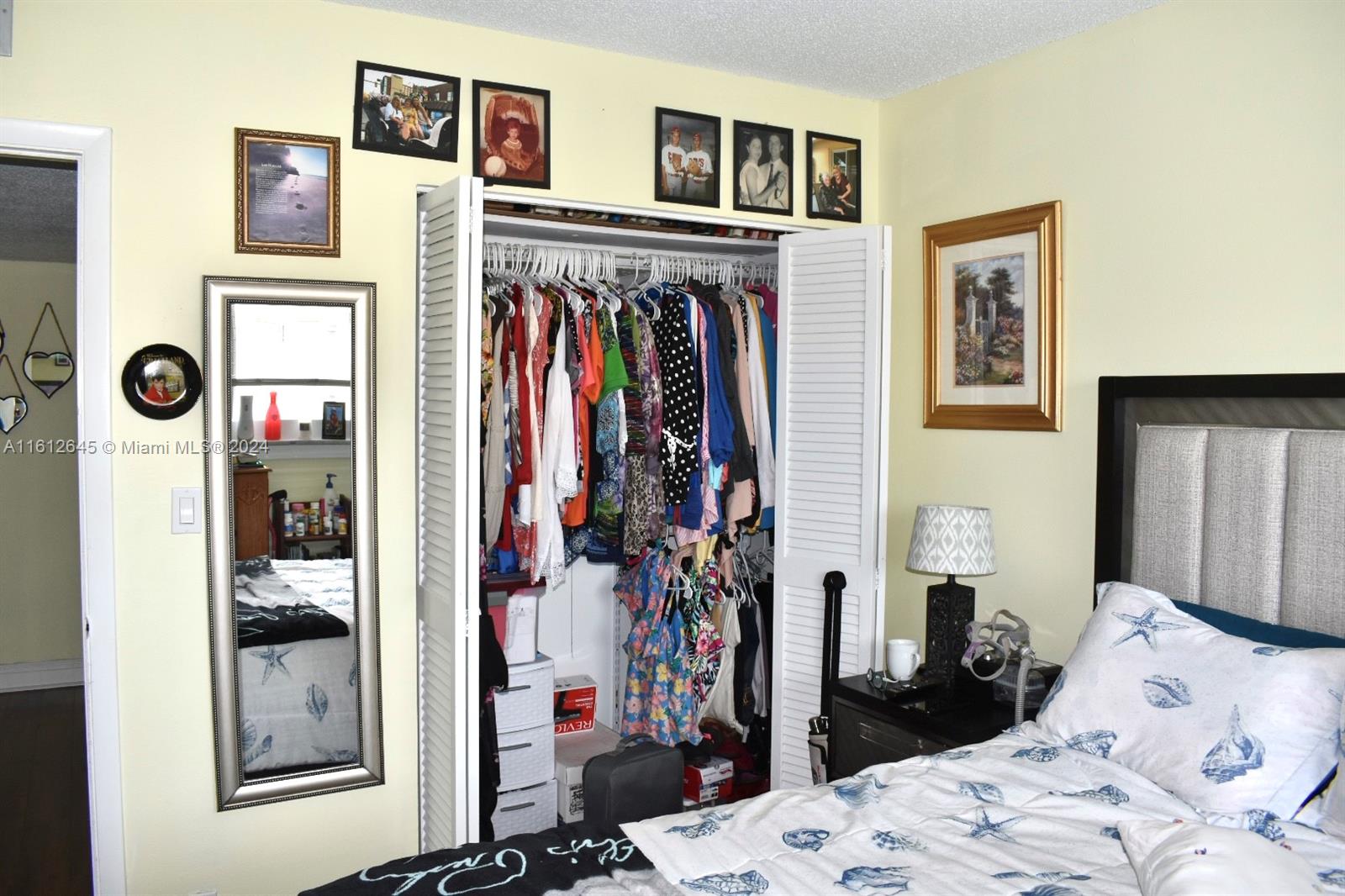 BEVERLY HILLS CONDO NUMBE - Residential