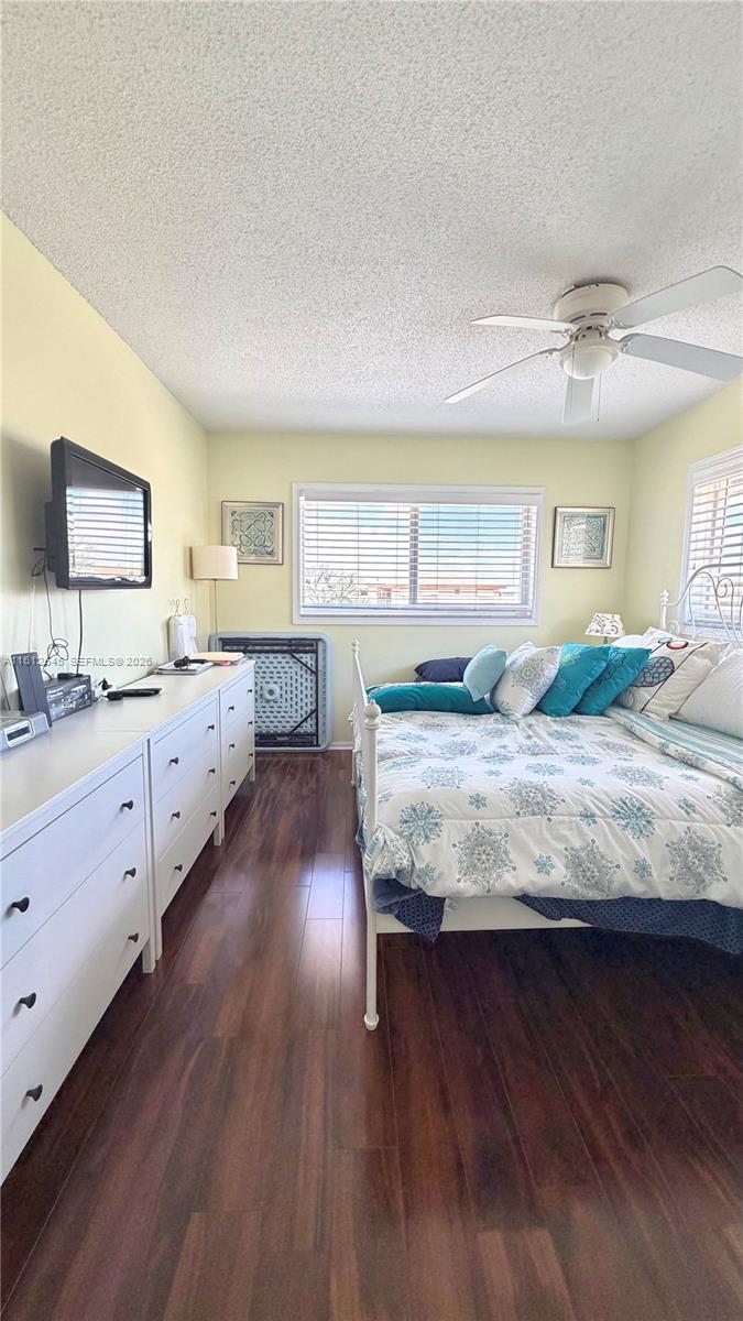 BEVERLY HILLS CONDO NUMBE - Residential