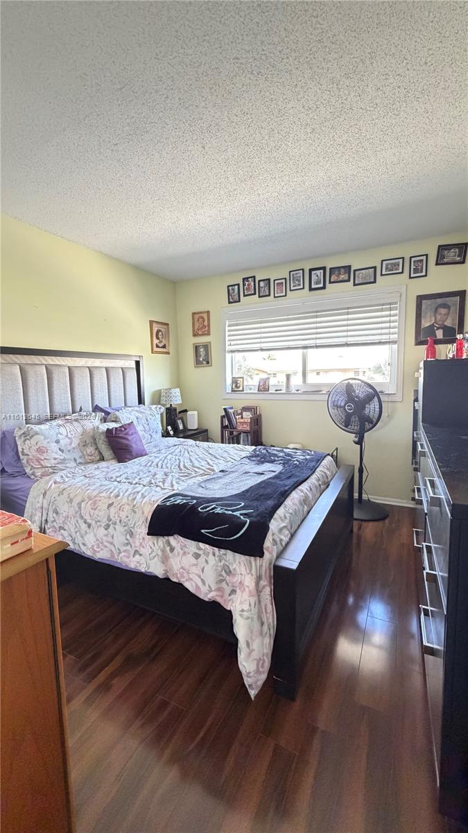 BEVERLY HILLS CONDO NUMBE - Residential