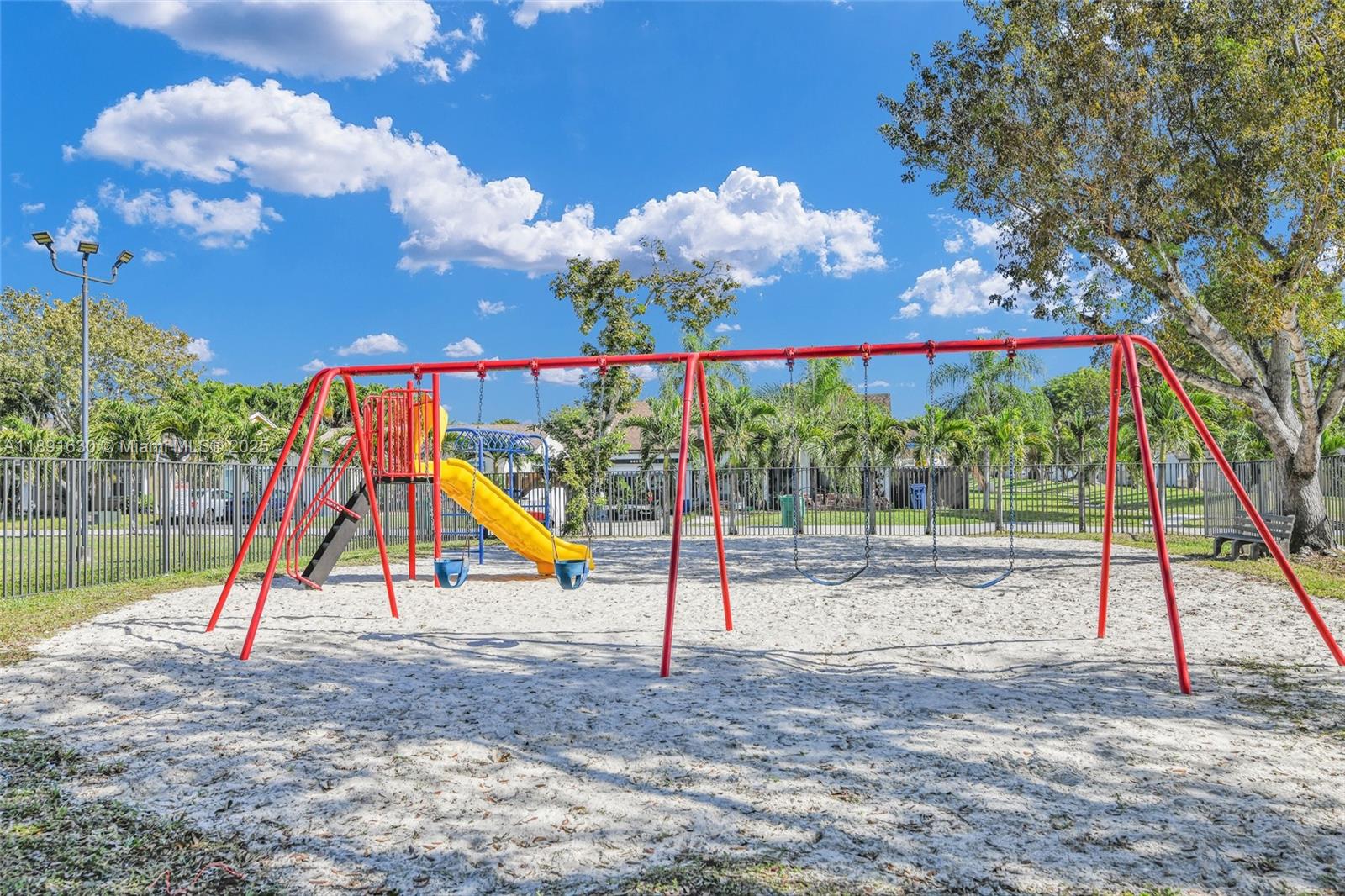 EDGEWATER PARK - Residential