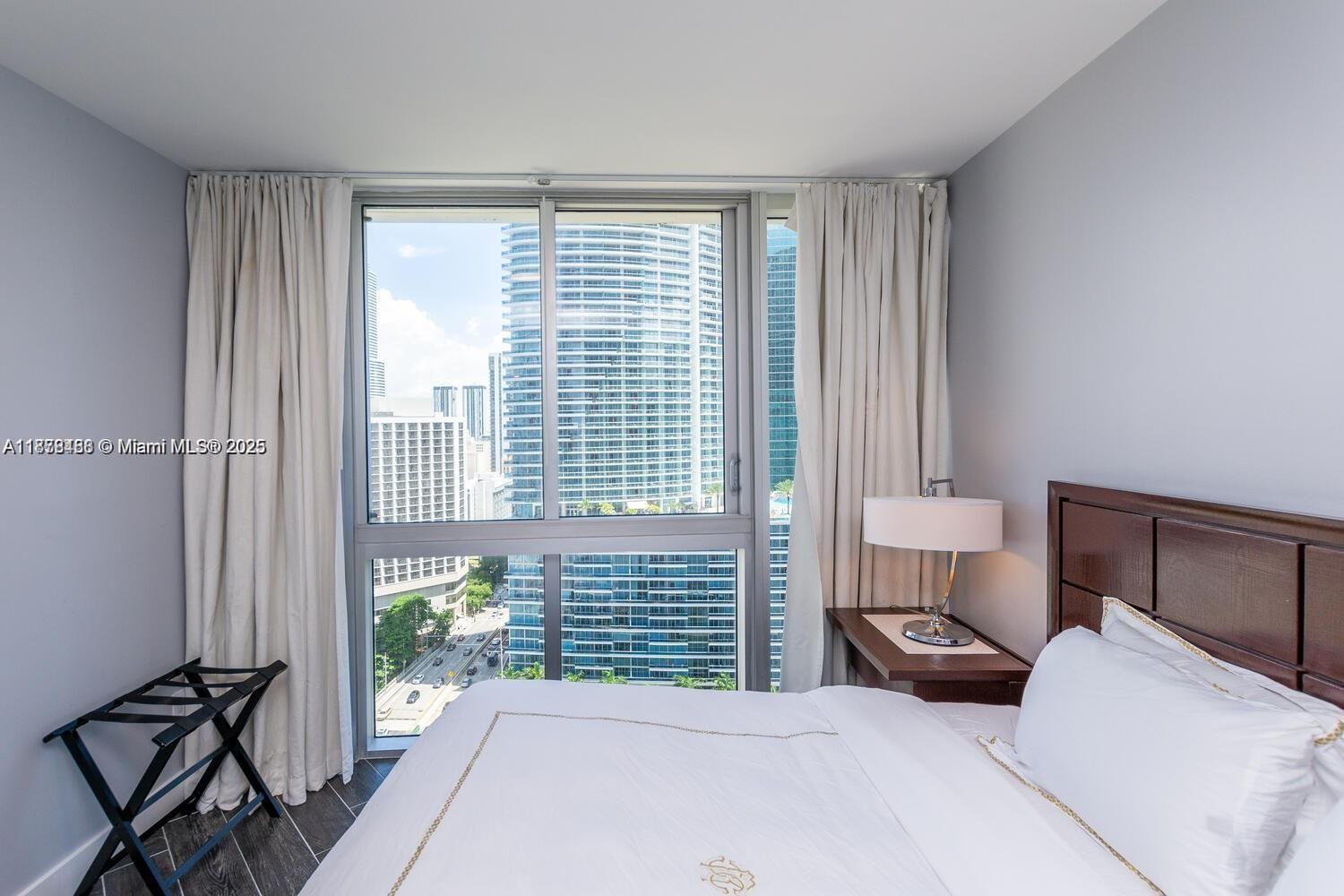 ICON BRICKELL CONDO NO 3 - Residential Lease