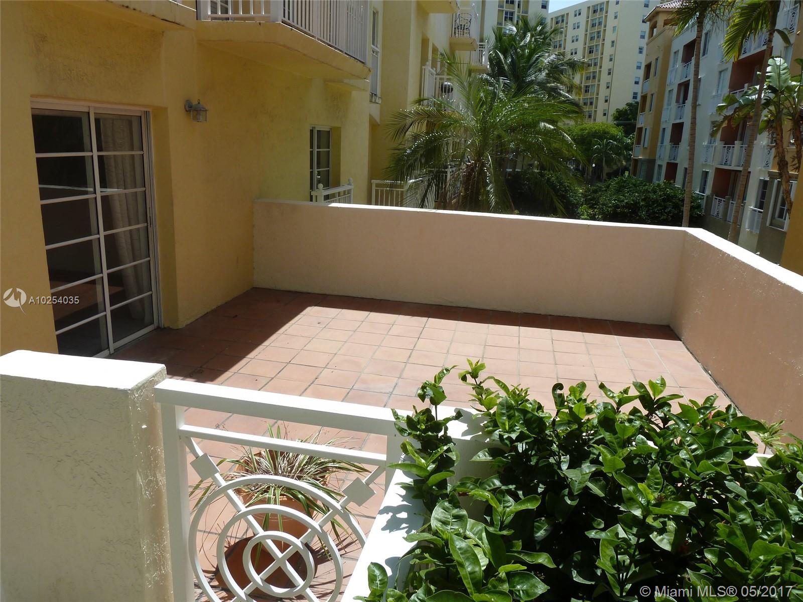 THE COURTS AT SOUTH BEACH - Residential Lease