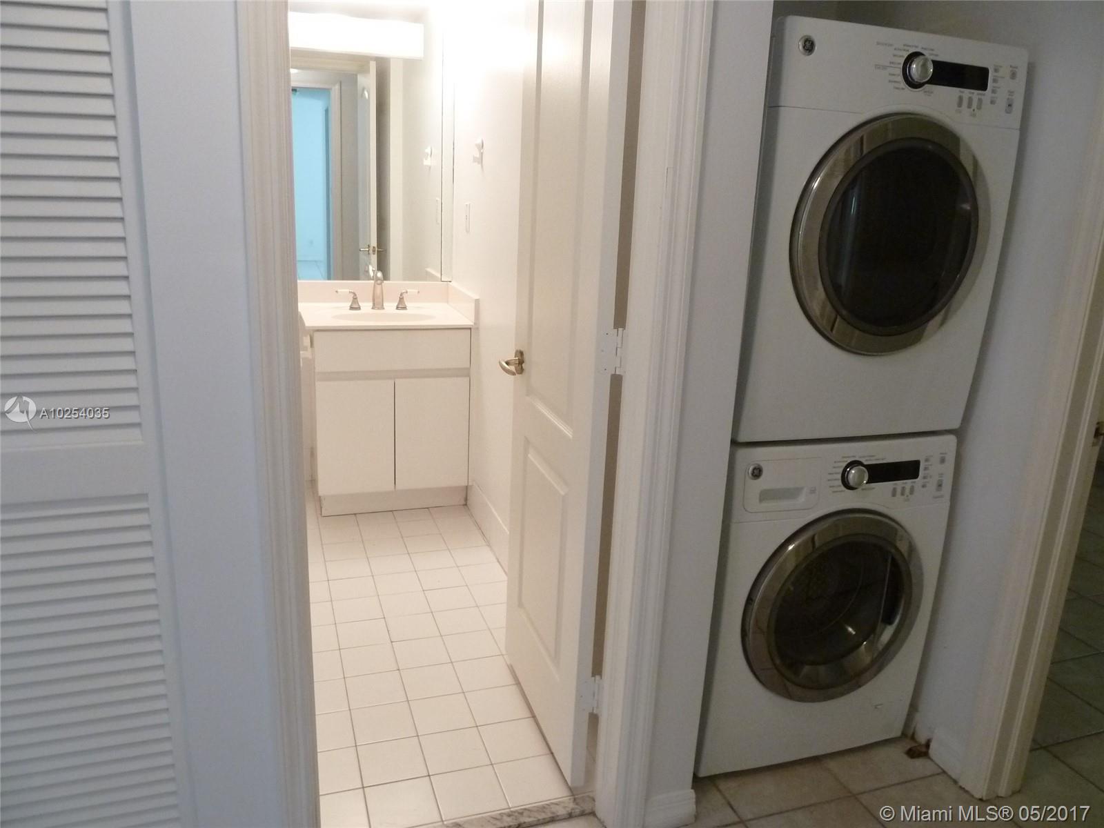 THE COURTS AT SOUTH BEACH - Residential Lease