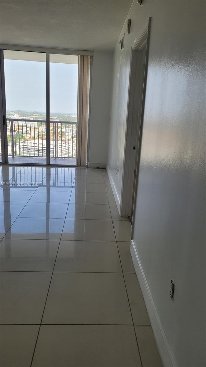 OPERA TOWER CONDO - Residential