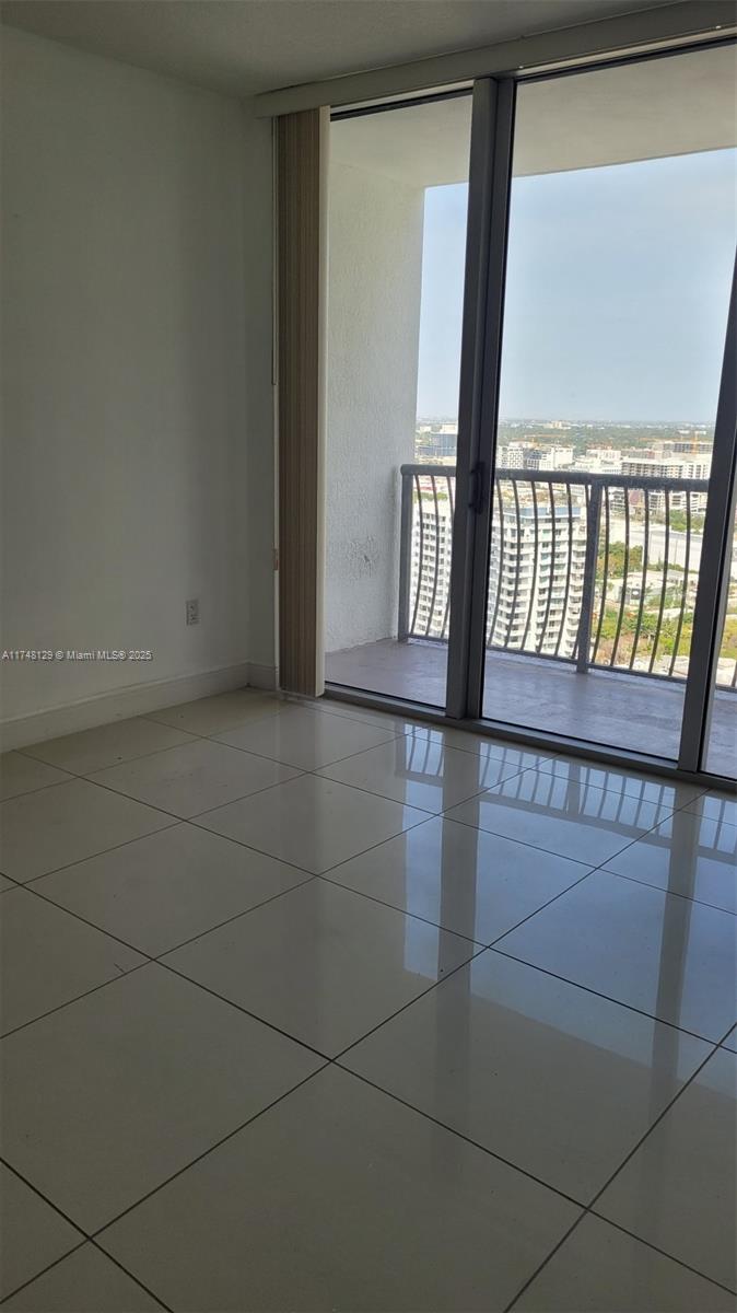 OPERA TOWER CONDO - Residential