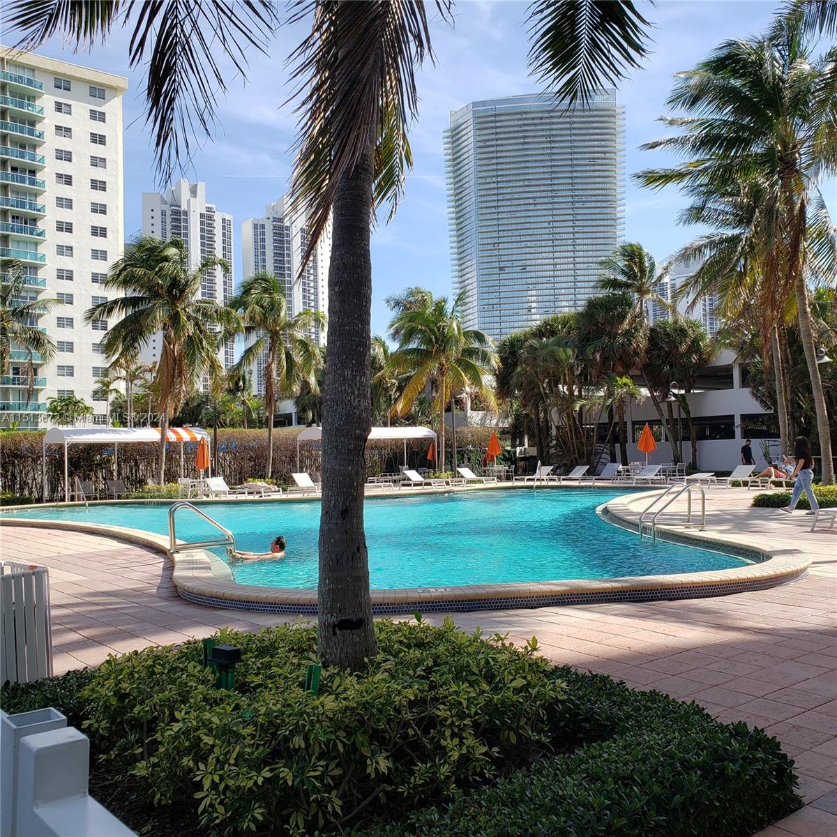 OCEANVIEW BUILDING B COND - Residential Lease