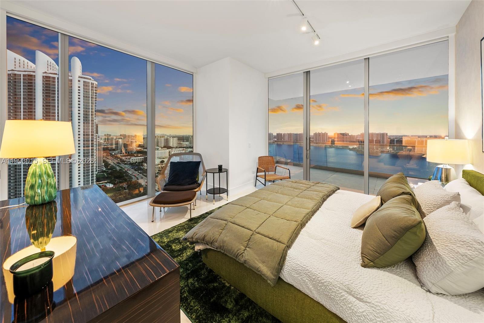 NORTH BISCAYNE BEACH AMEN - Residential