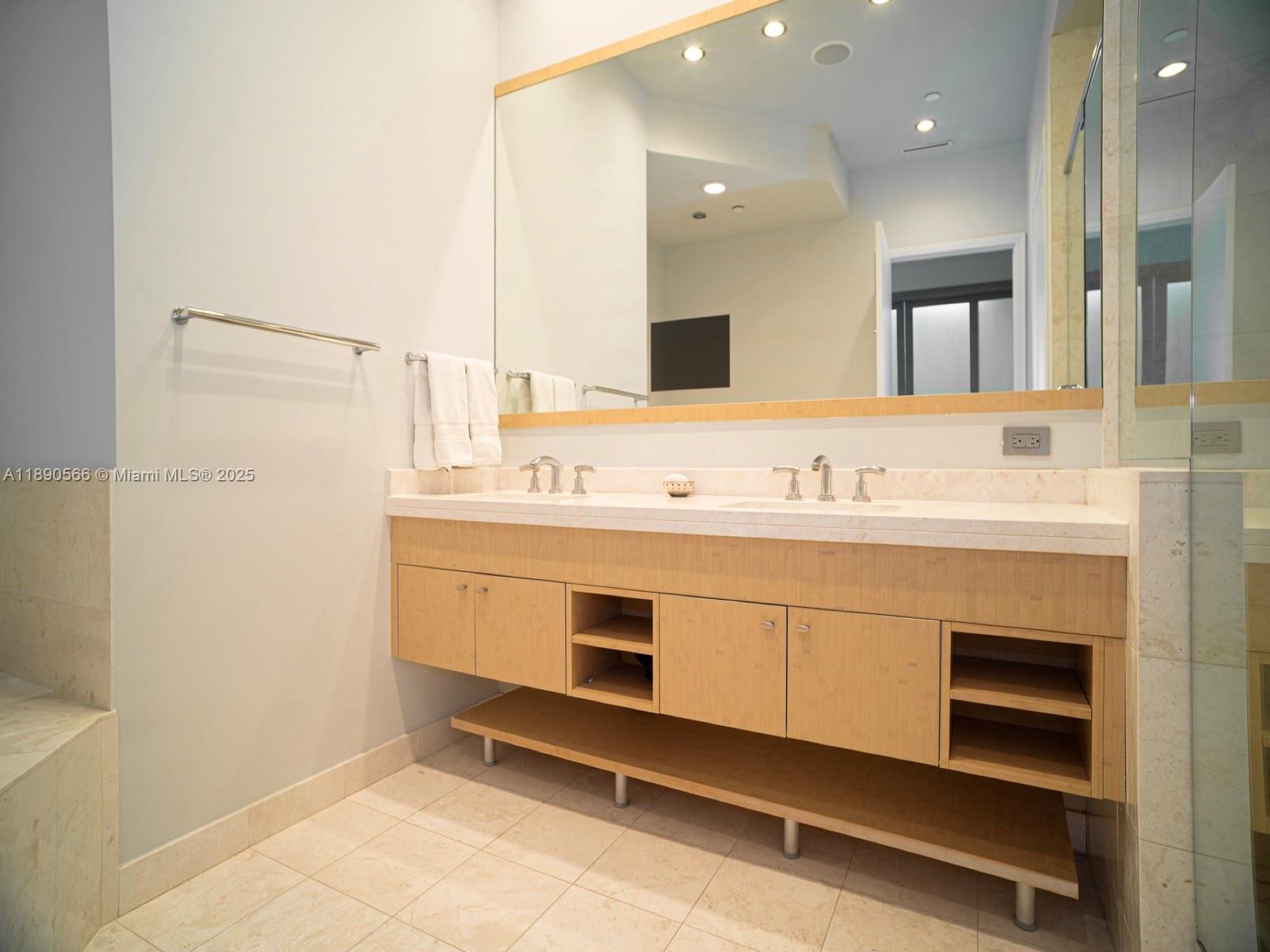 ASIA CONDO - Residential