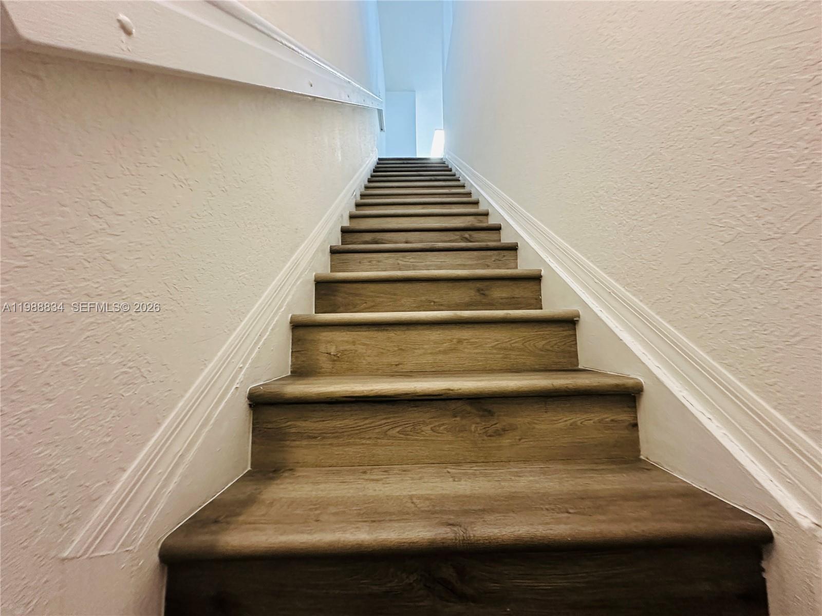 DORAL GRAND CONDO - Residential