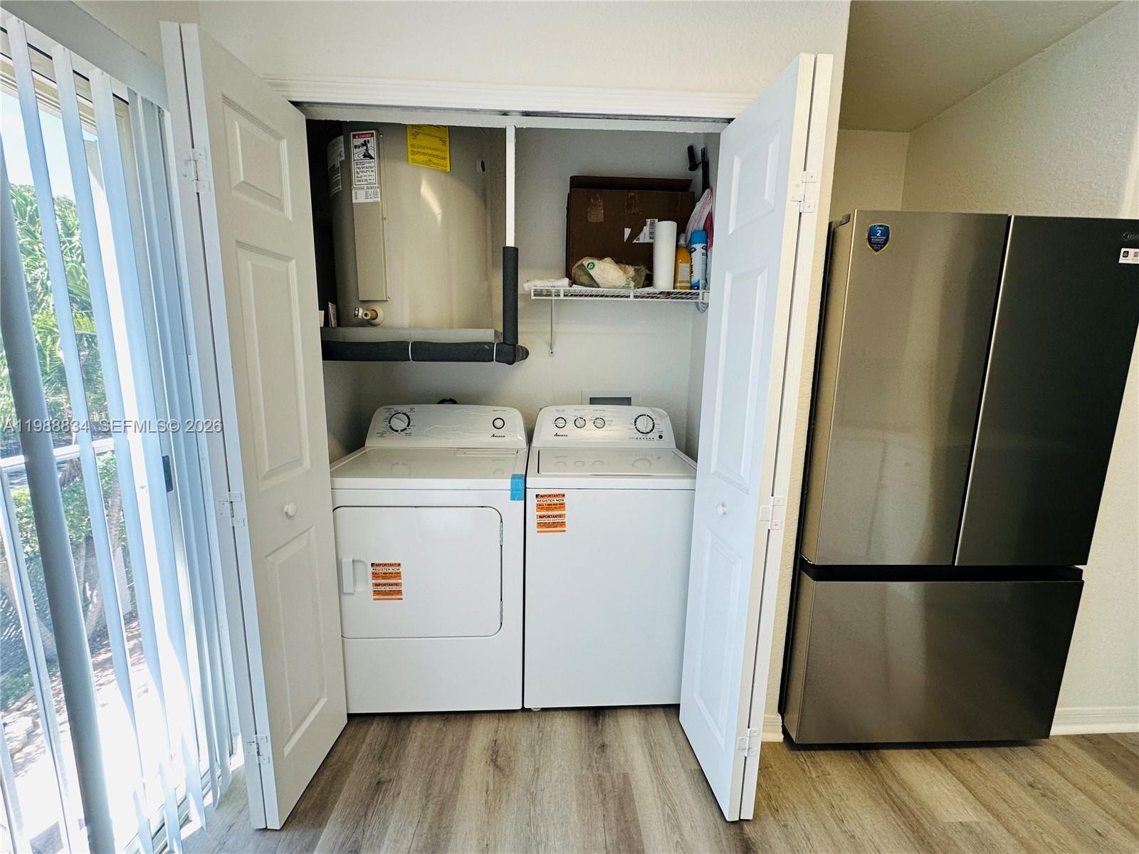 DORAL GRAND CONDO - Residential