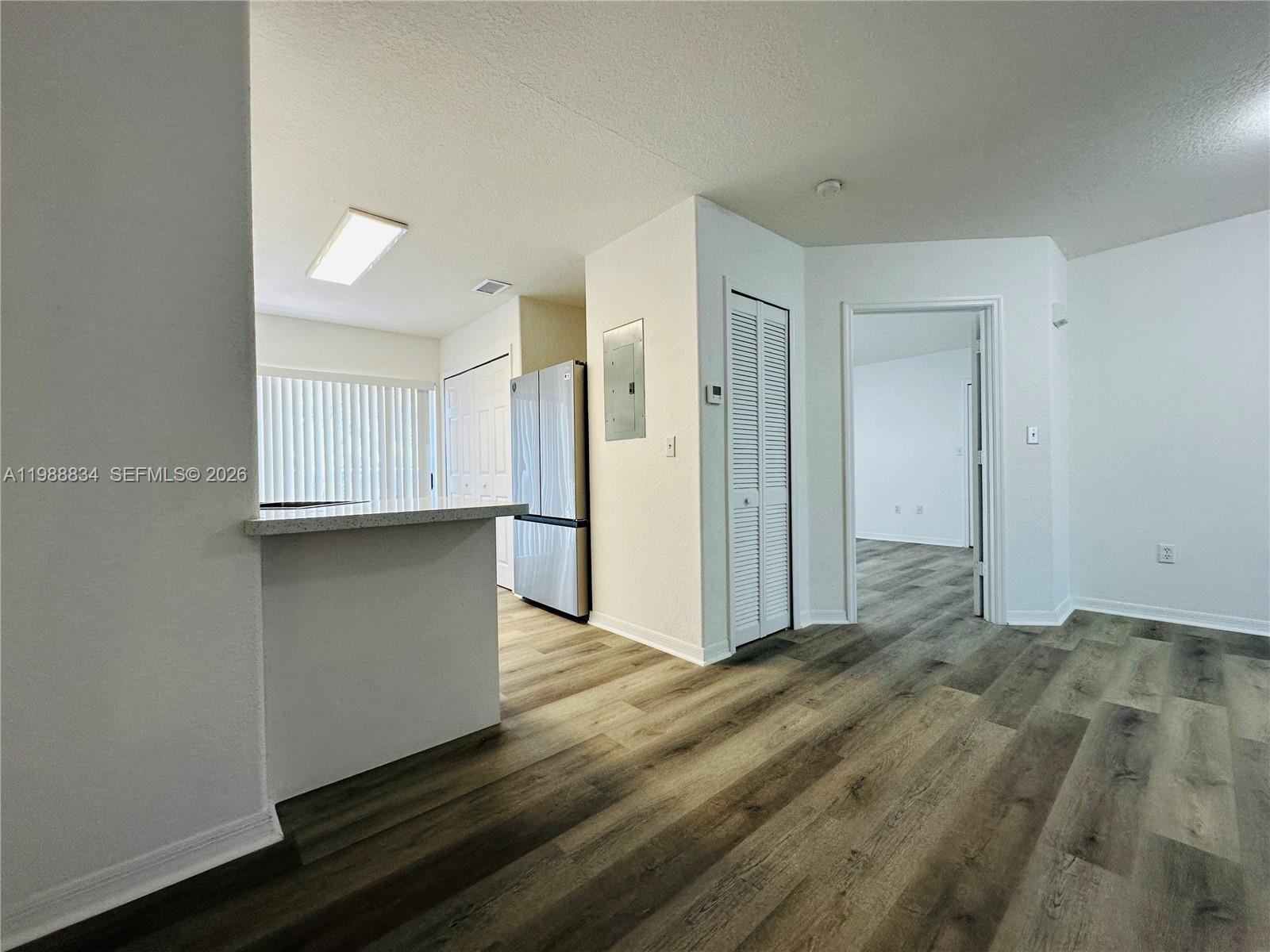 DORAL GRAND CONDO - Residential