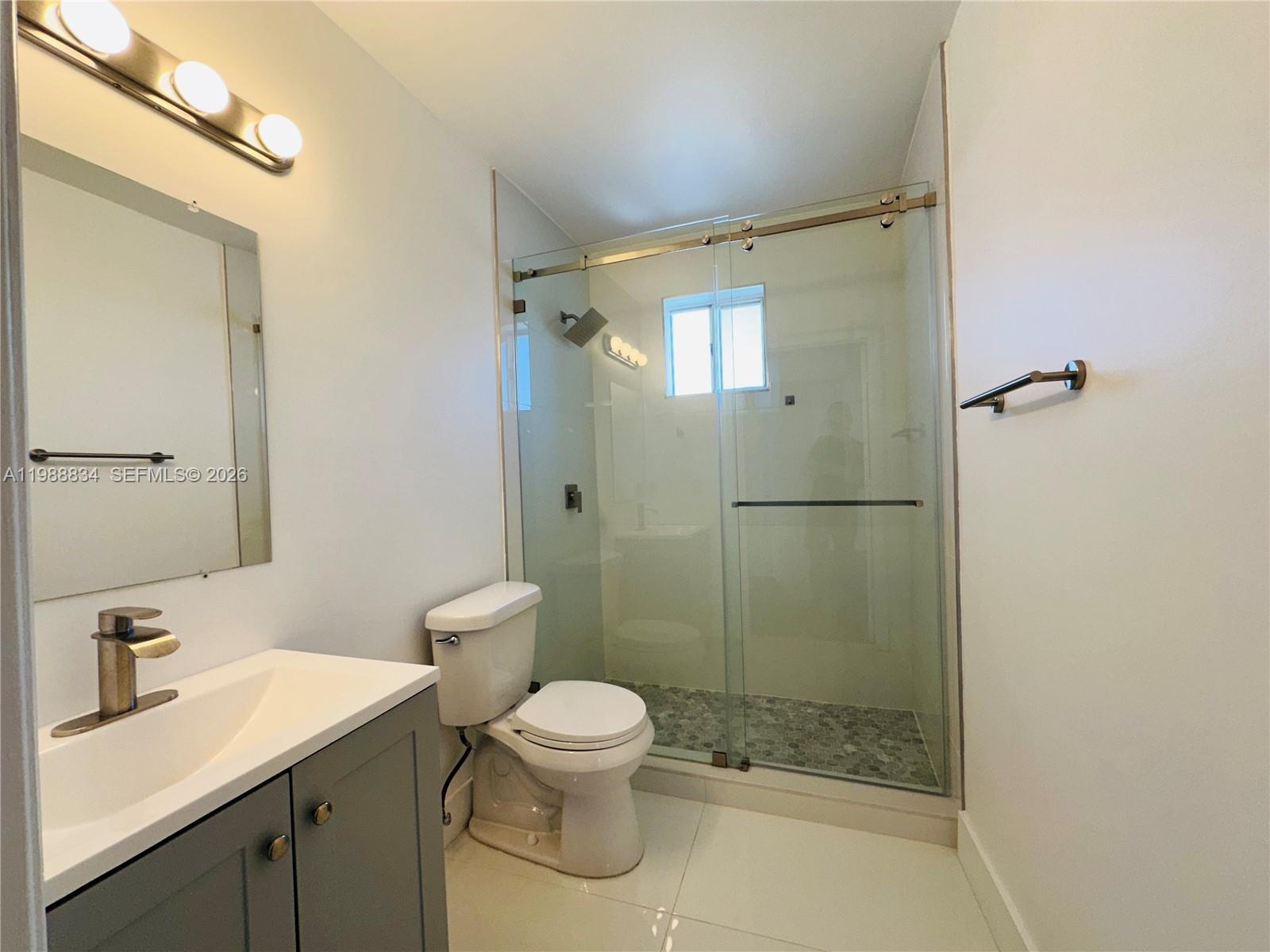 DORAL GRAND CONDO - Residential