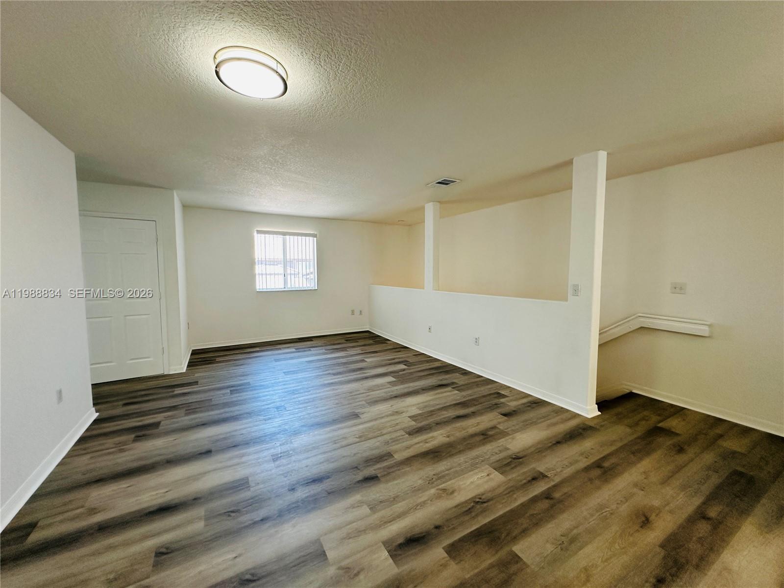 DORAL GRAND CONDO - Residential