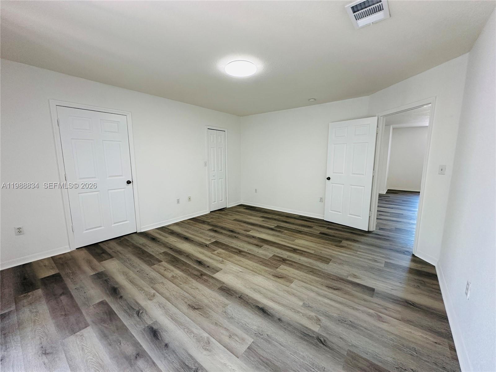 DORAL GRAND CONDO - Residential