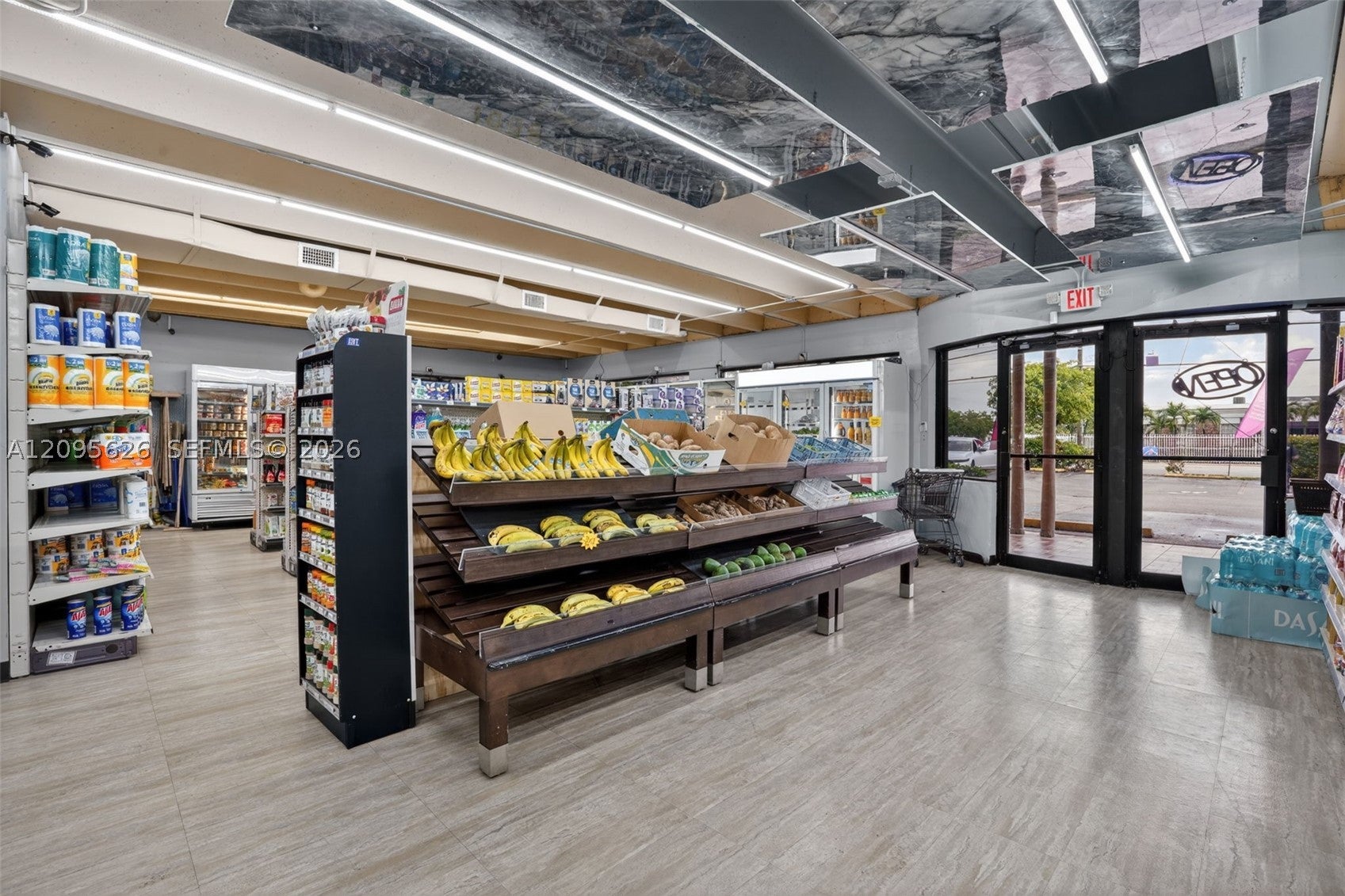 Turnkey Grocery, Convenience Store & Smoke Shop For Sale In Hialeah