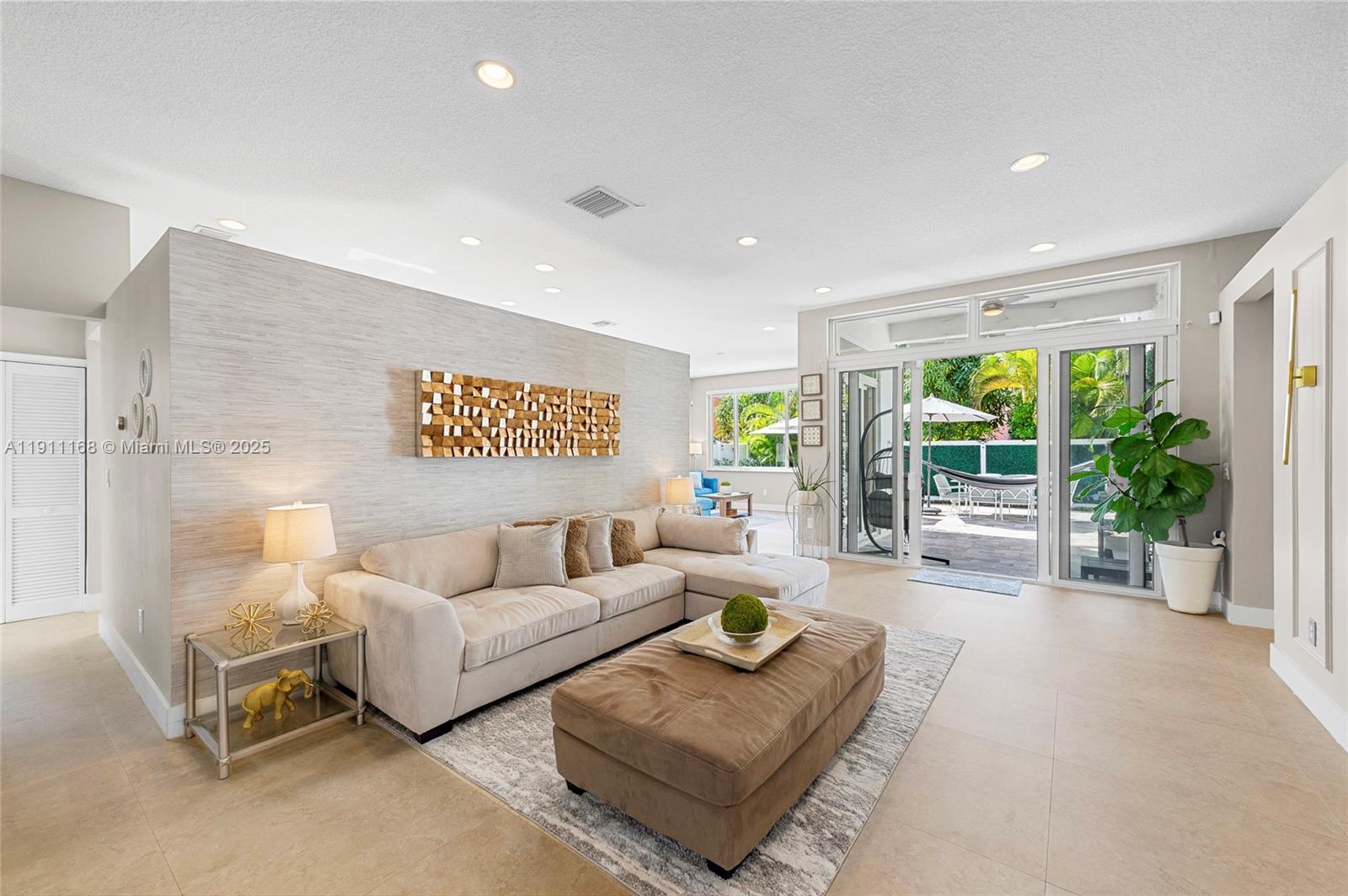 RIVIERA ISLES II - Residential