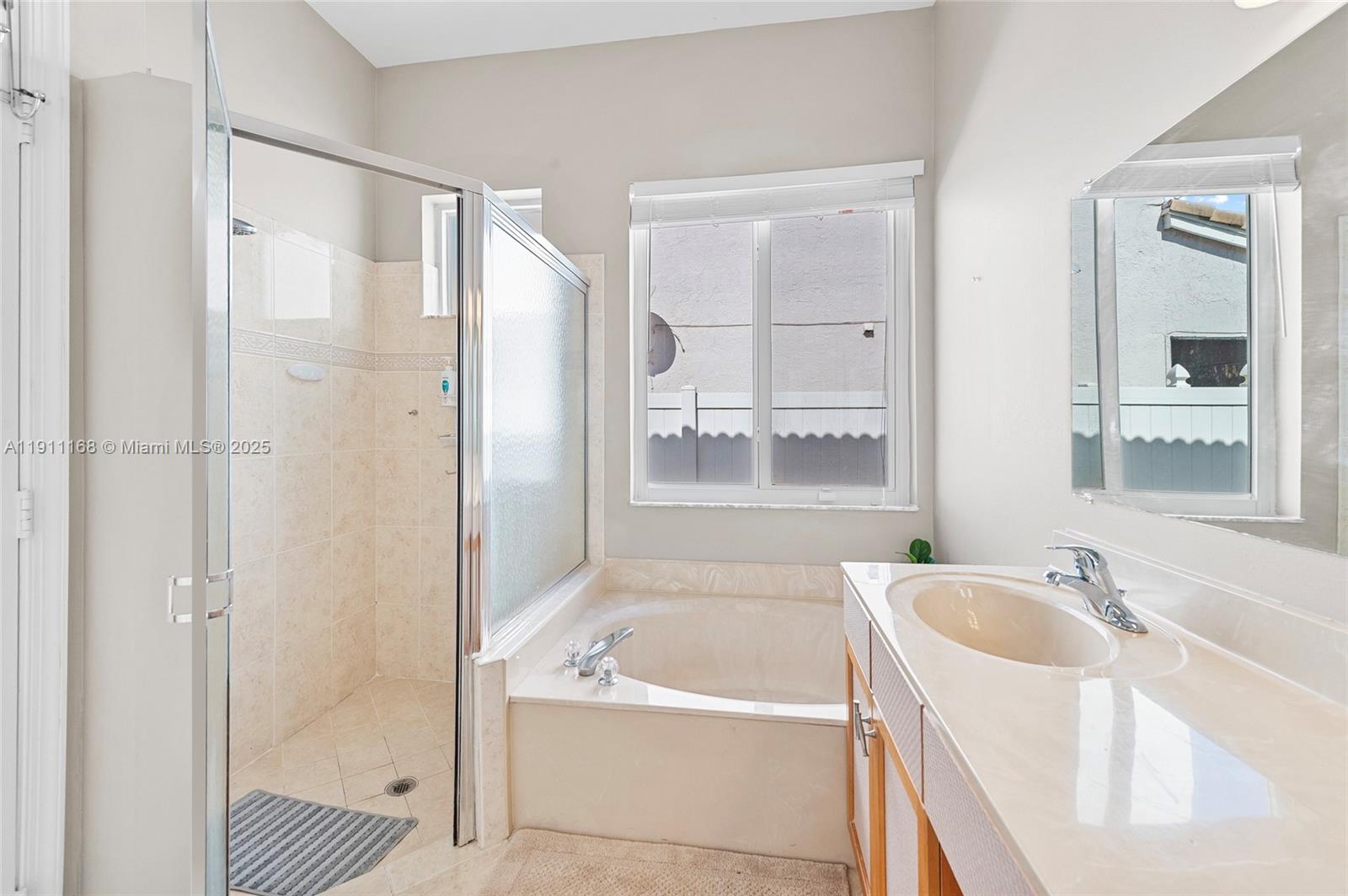 RIVIERA ISLES II - Residential