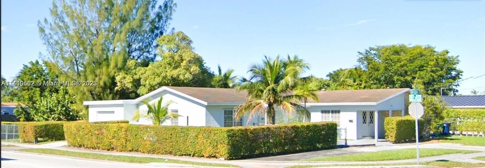 Beautiful and spacious home featuring 4 bedrooms, 2 bathrooms, eat-in kitchen with granite counter Laundry
Home, one-car garage, and New Central AC unit. Completely updated and much more. Close to Shopping centers,
hospitals, churches, and the Florida Turnpike. For the first time, this home is being offered for rent! Full
Landscaping and maintenance services are included in the monthly rent