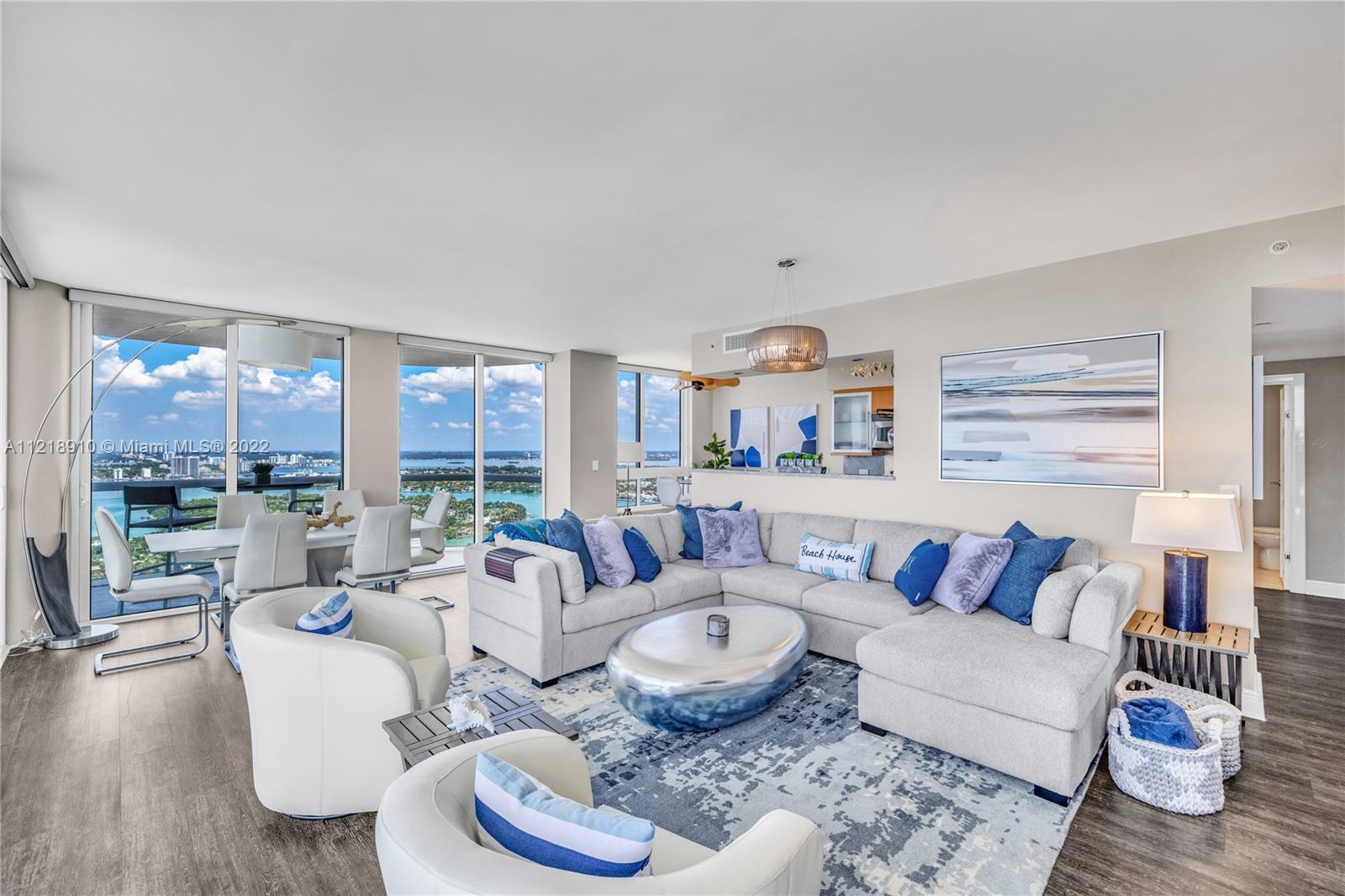 6365 Collins Ave 3807
