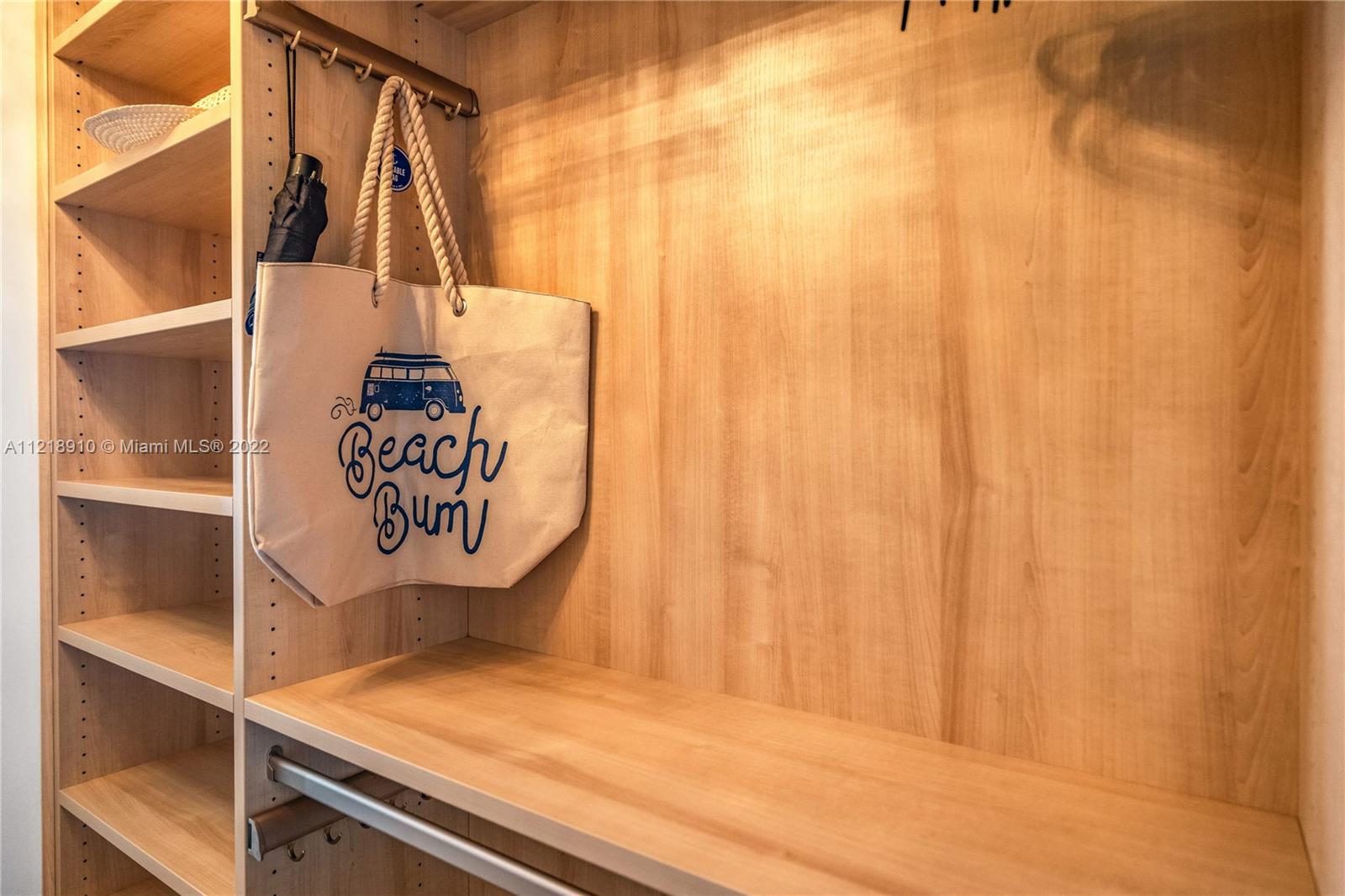 AKOYA CONDO - Residential Lease