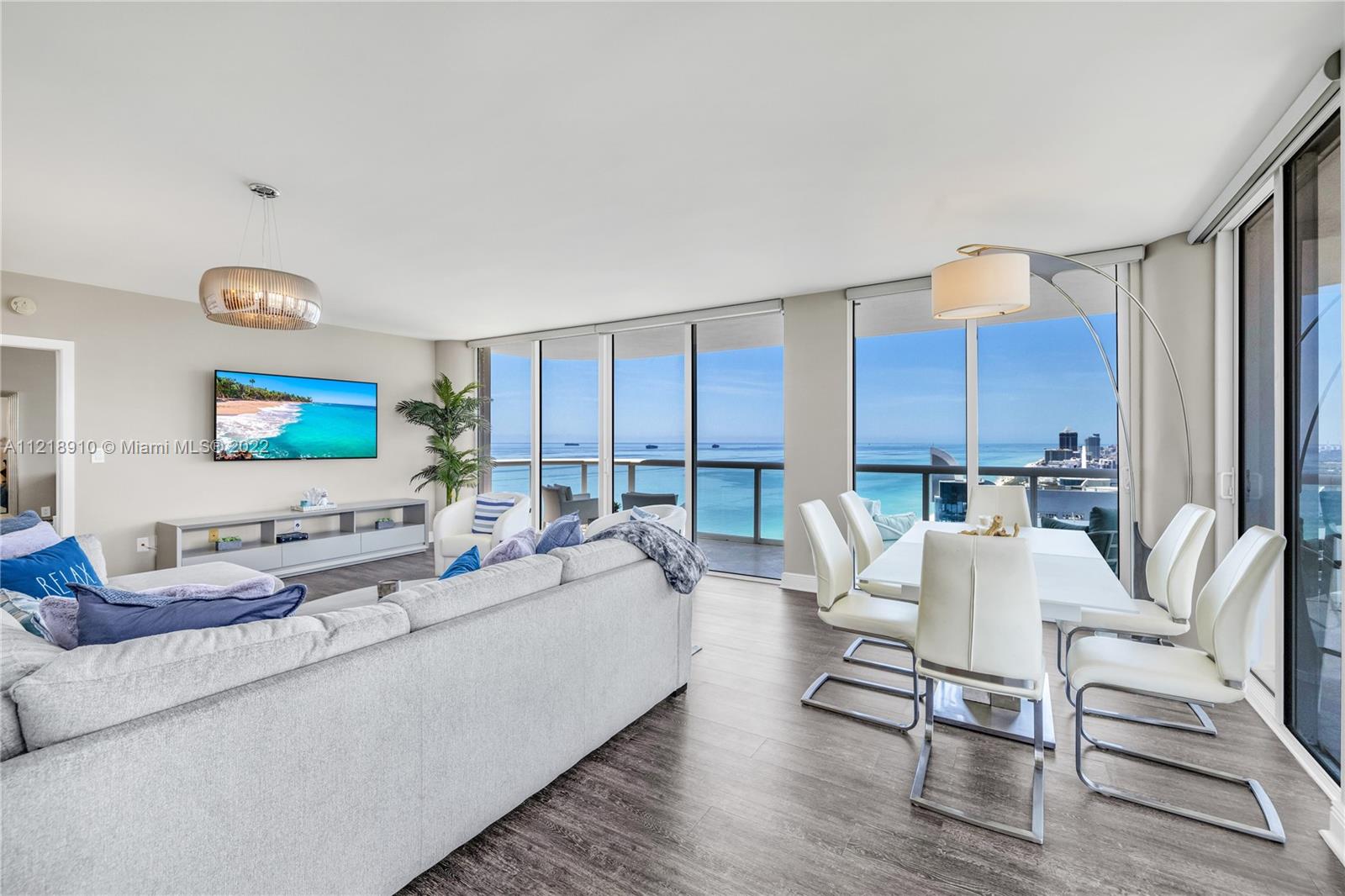 AKOYA CONDO - Residential Lease