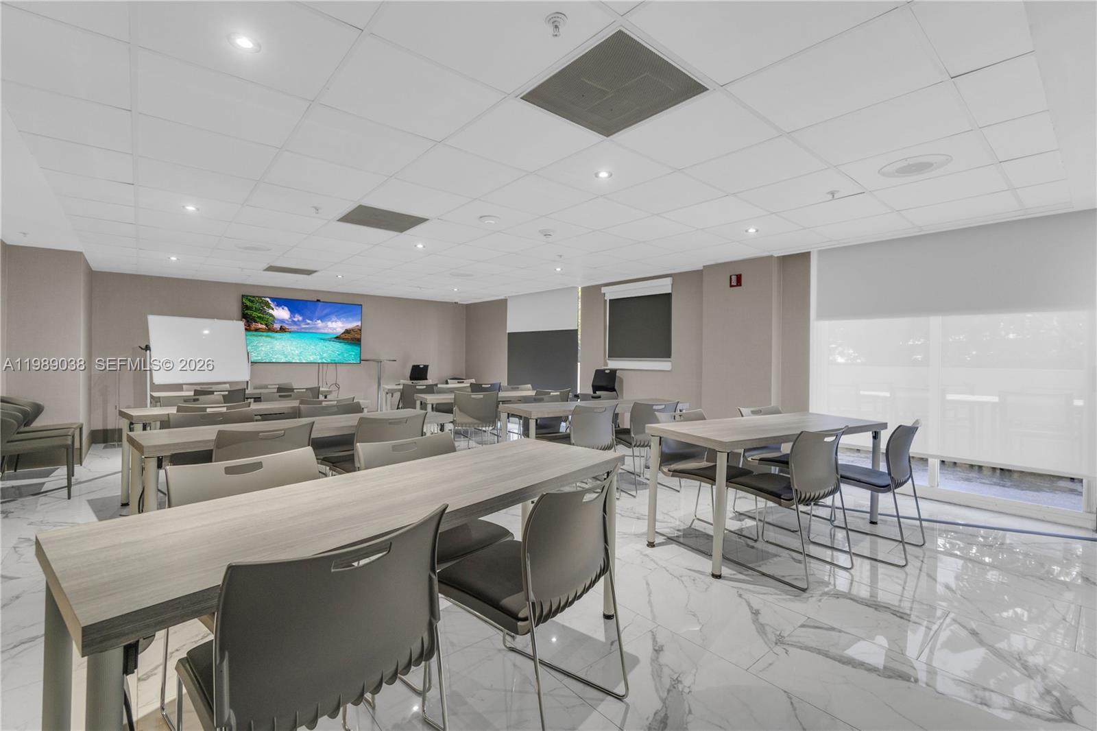 FORTUNE HOUSE CONDO - Residential