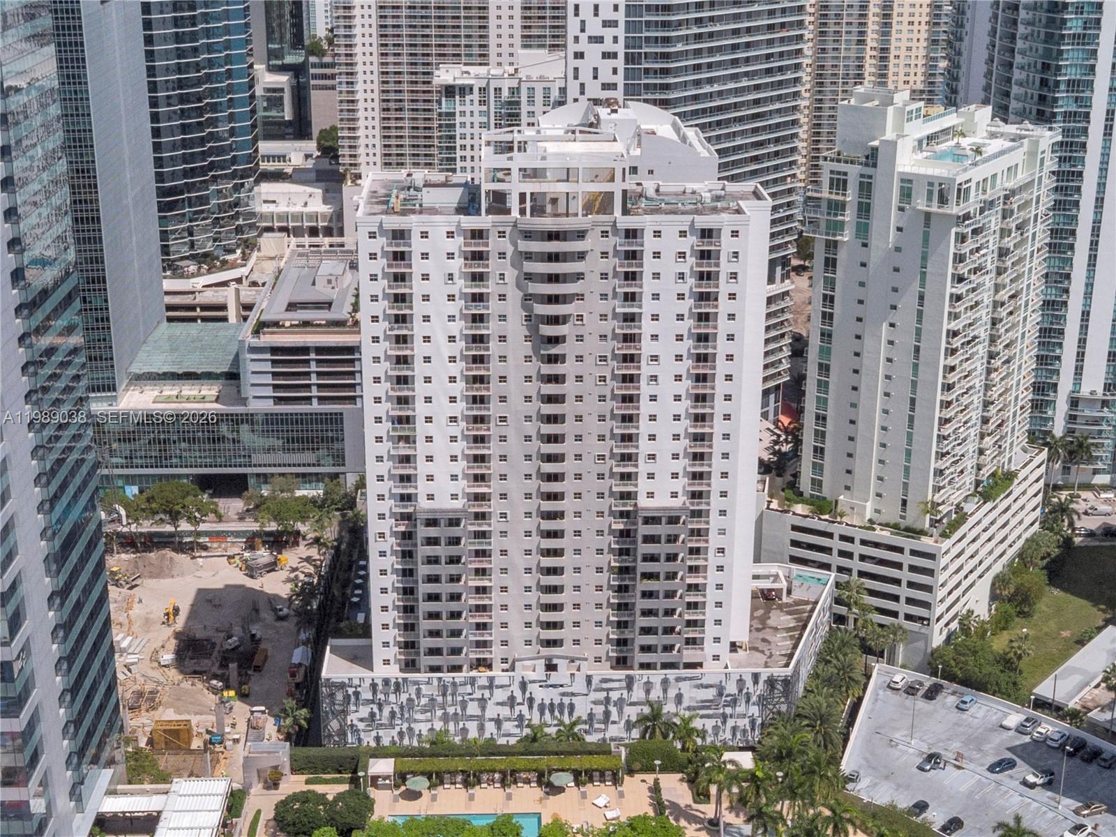 FORTUNE HOUSE CONDO - Residential