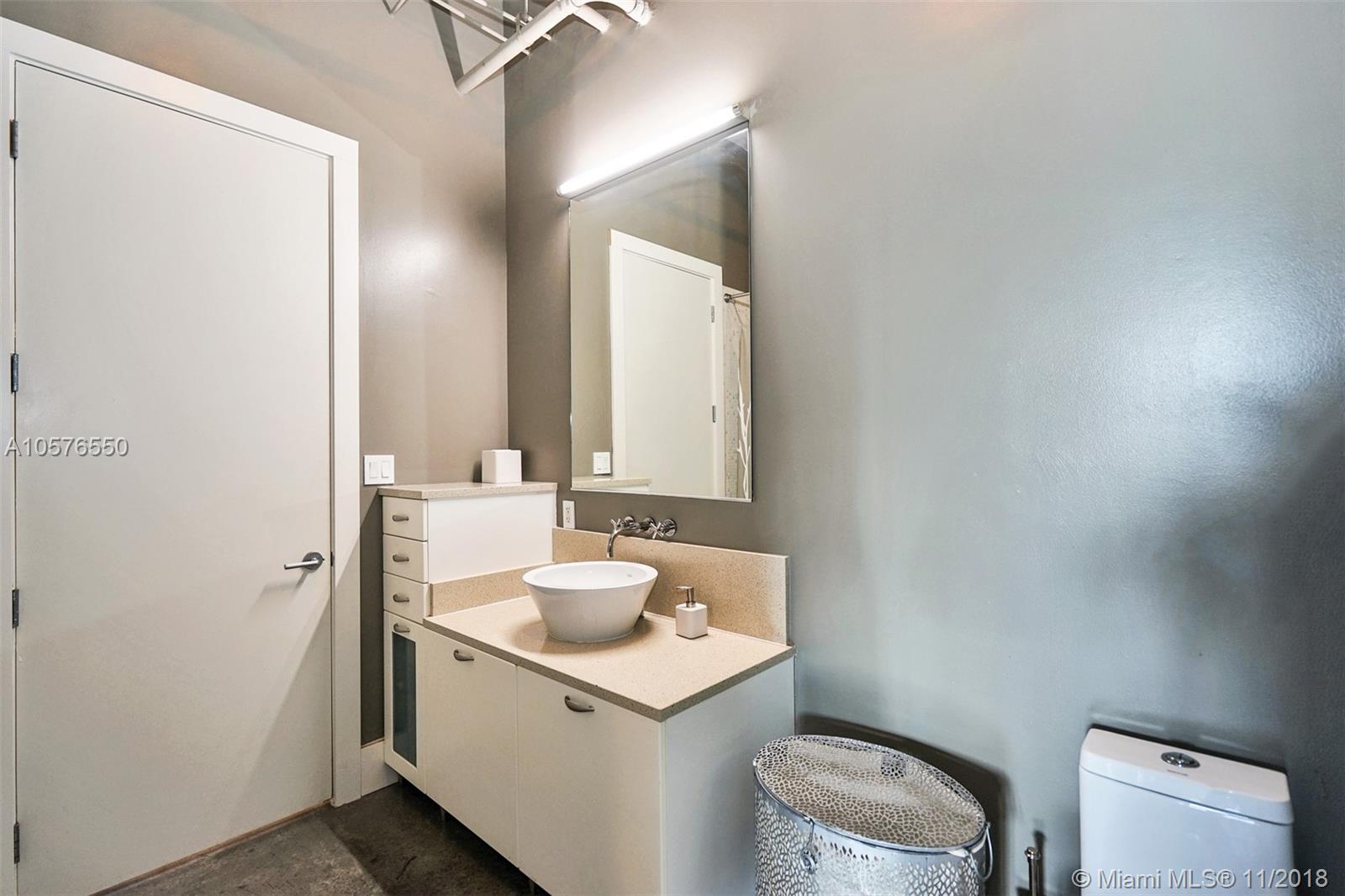 AVENUE LOFTS CONDO ONE - Residential Lease