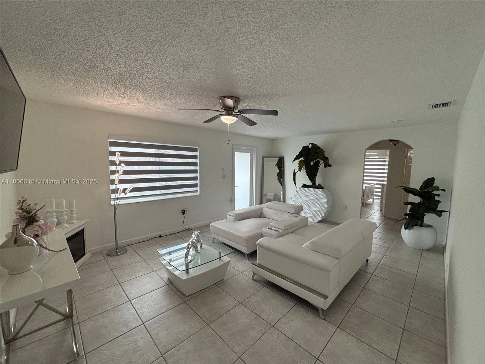 CEDAR CREEK - Residential