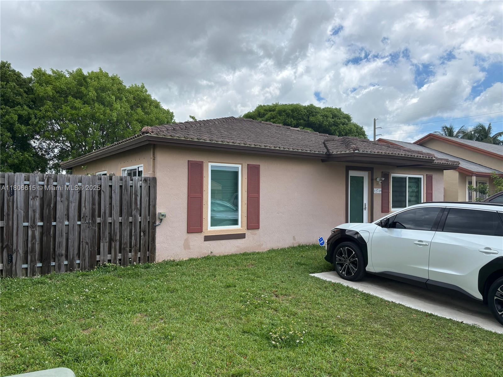 12749 Sw 256th Ter, Homestead, Miami-Dade County, Florida - 3 Bedrooms  
2 Bathrooms - 