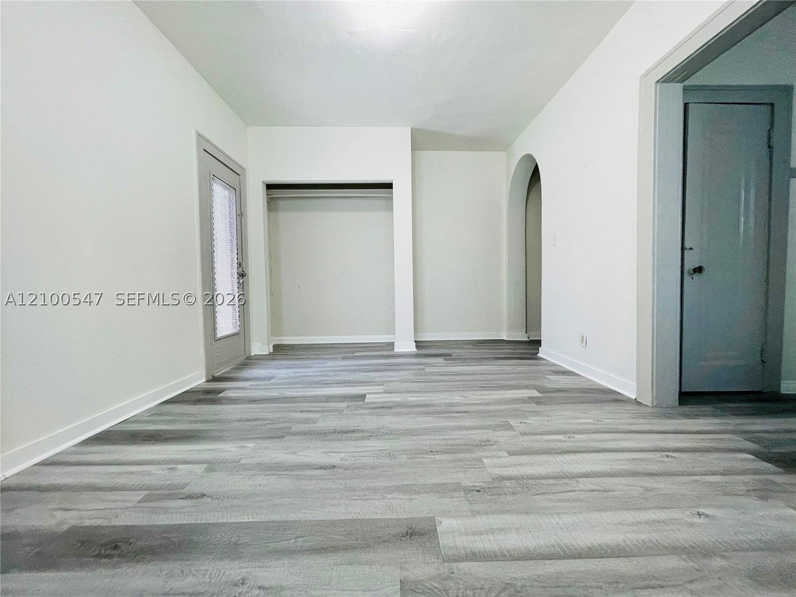 View photos, virtual tours, details... 442 SW 10th Ave 1