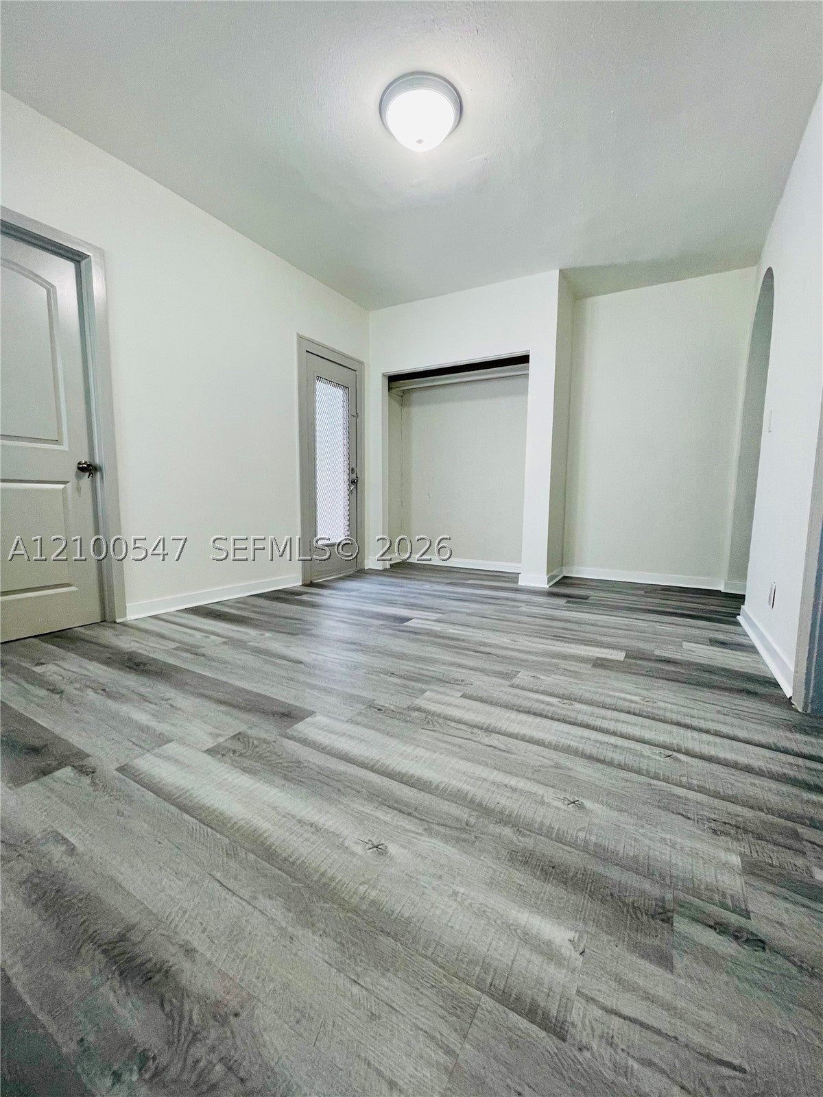View photos, virtual tours, details... 442 SW 10th Ave 1
