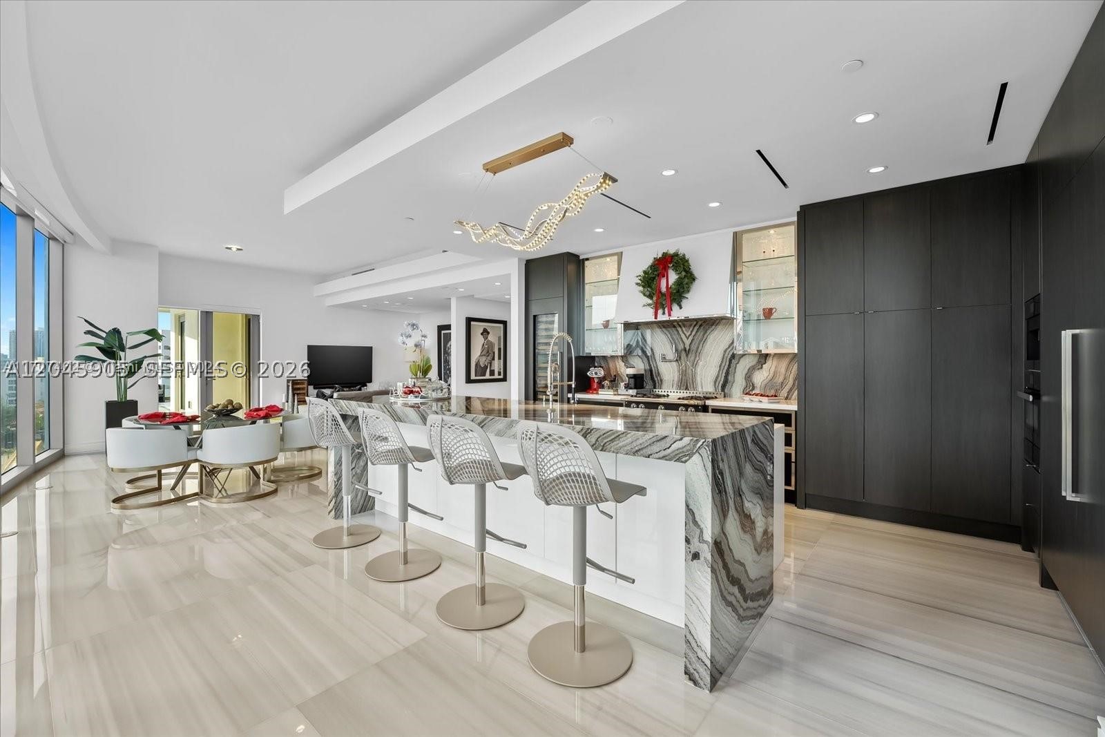 17901 COLLINS AVE 604