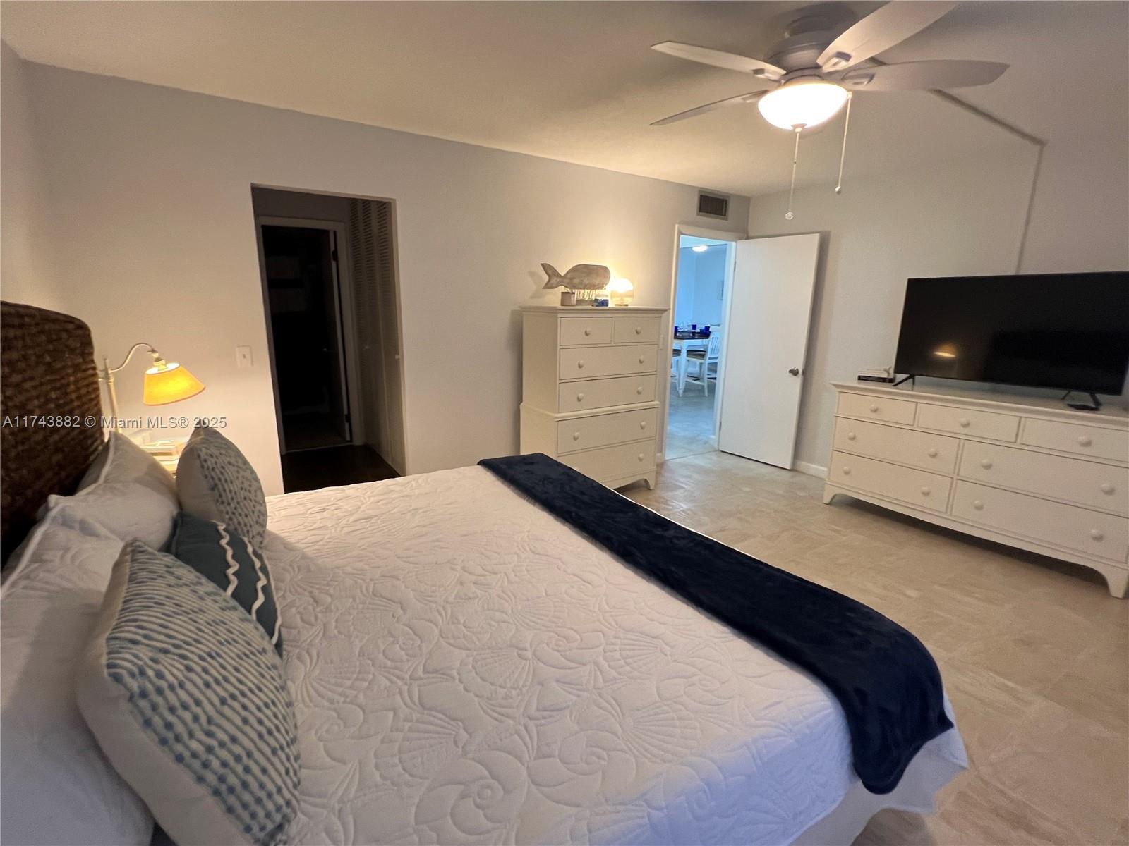 MAYAN TOWERS CONDO I - Residential Lease