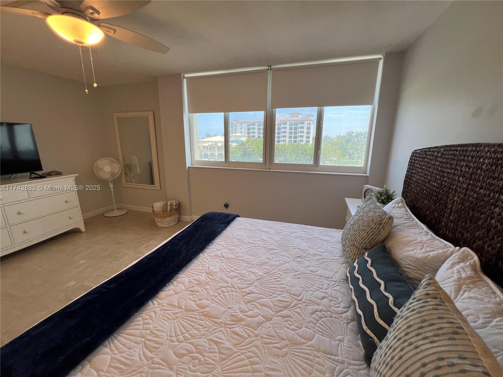 MAYAN TOWERS CONDO I - Residential Lease