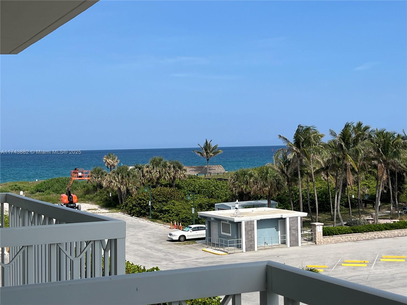 MAYAN TOWERS CONDO I - Residential Lease