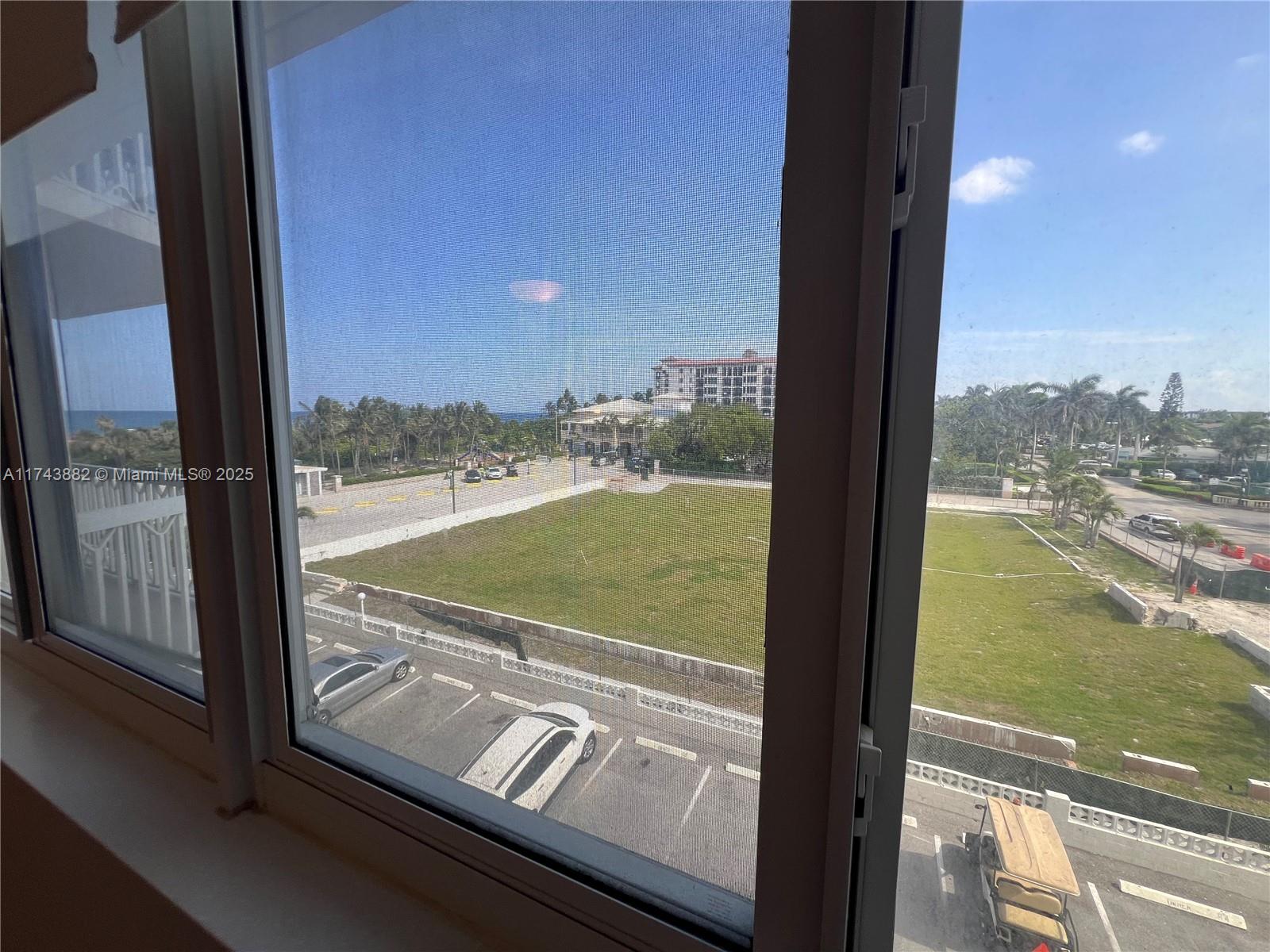 MAYAN TOWERS CONDO I - Residential Lease