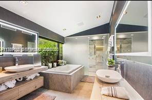 BISCAYNE KEY ESTATES - Residential