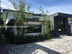 Property for Sale at 635 Curtiswood Dr, Key Biscayne, Miami-Dade County, Florida - Bedrooms: 6 
Bathrooms: 6  - $5,390,000