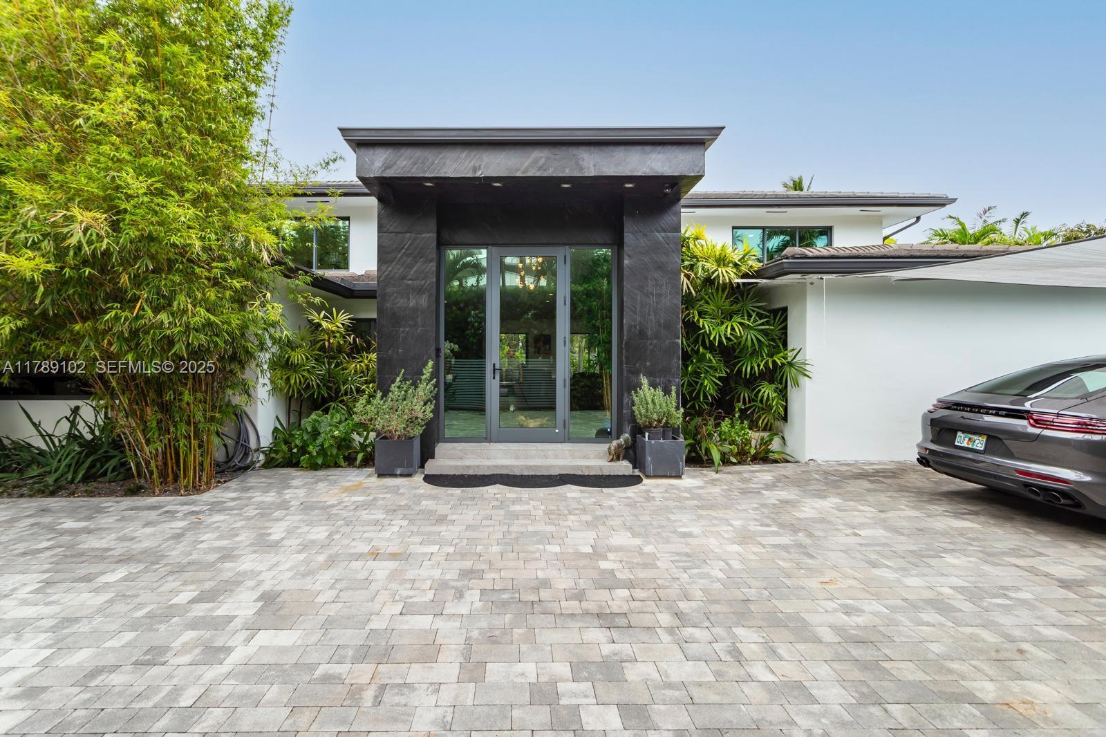 BISCAYNE KEY ESTATES - Residential