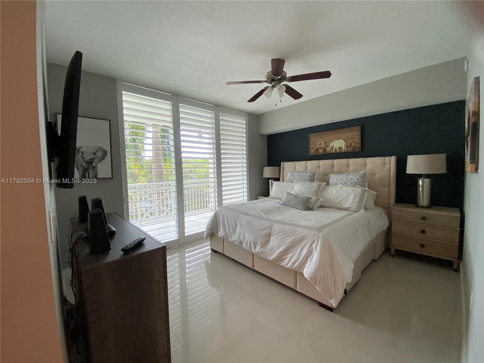 CASA COSTA CONDO - Residential