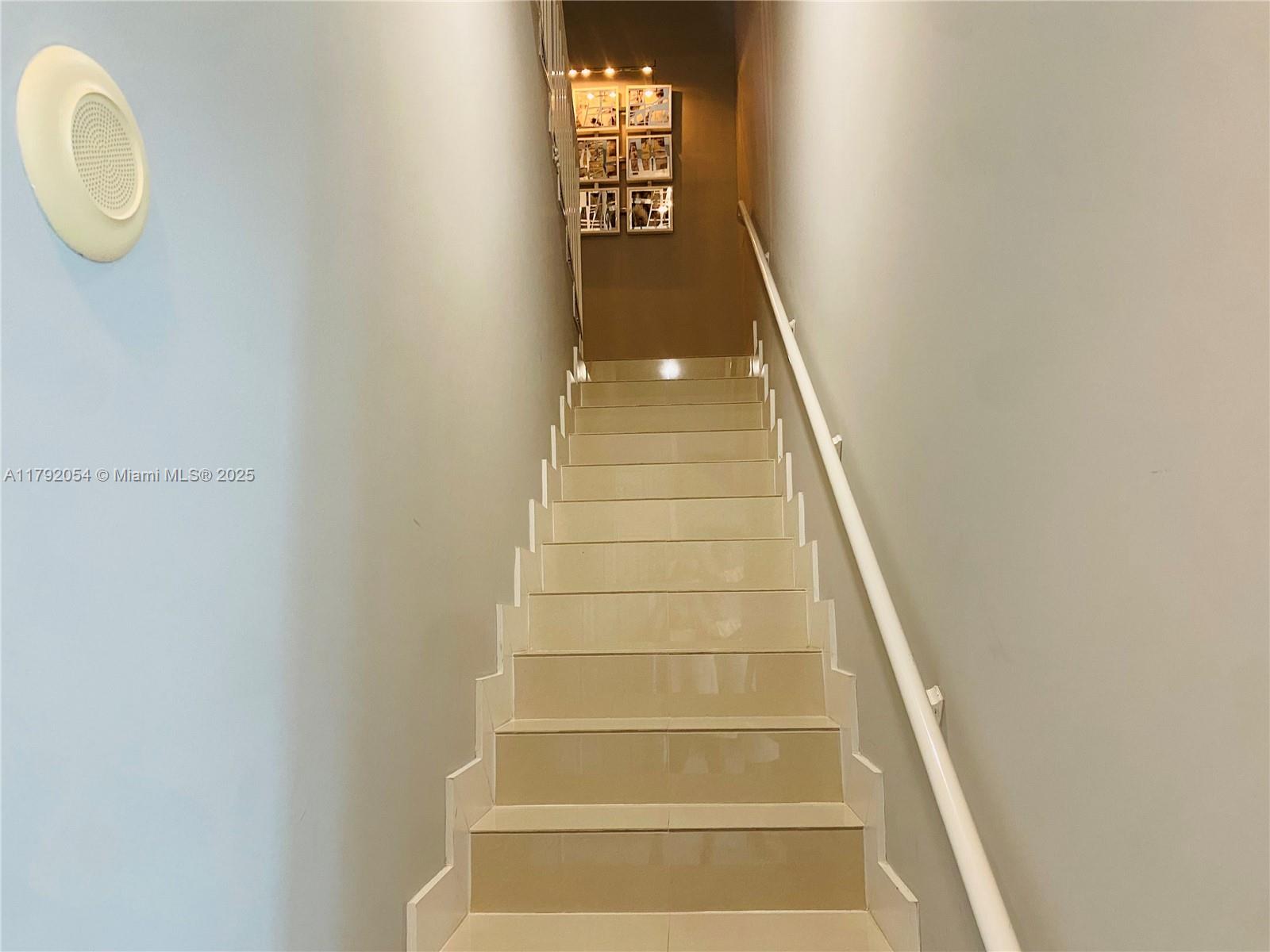 CASA COSTA CONDO - Residential
