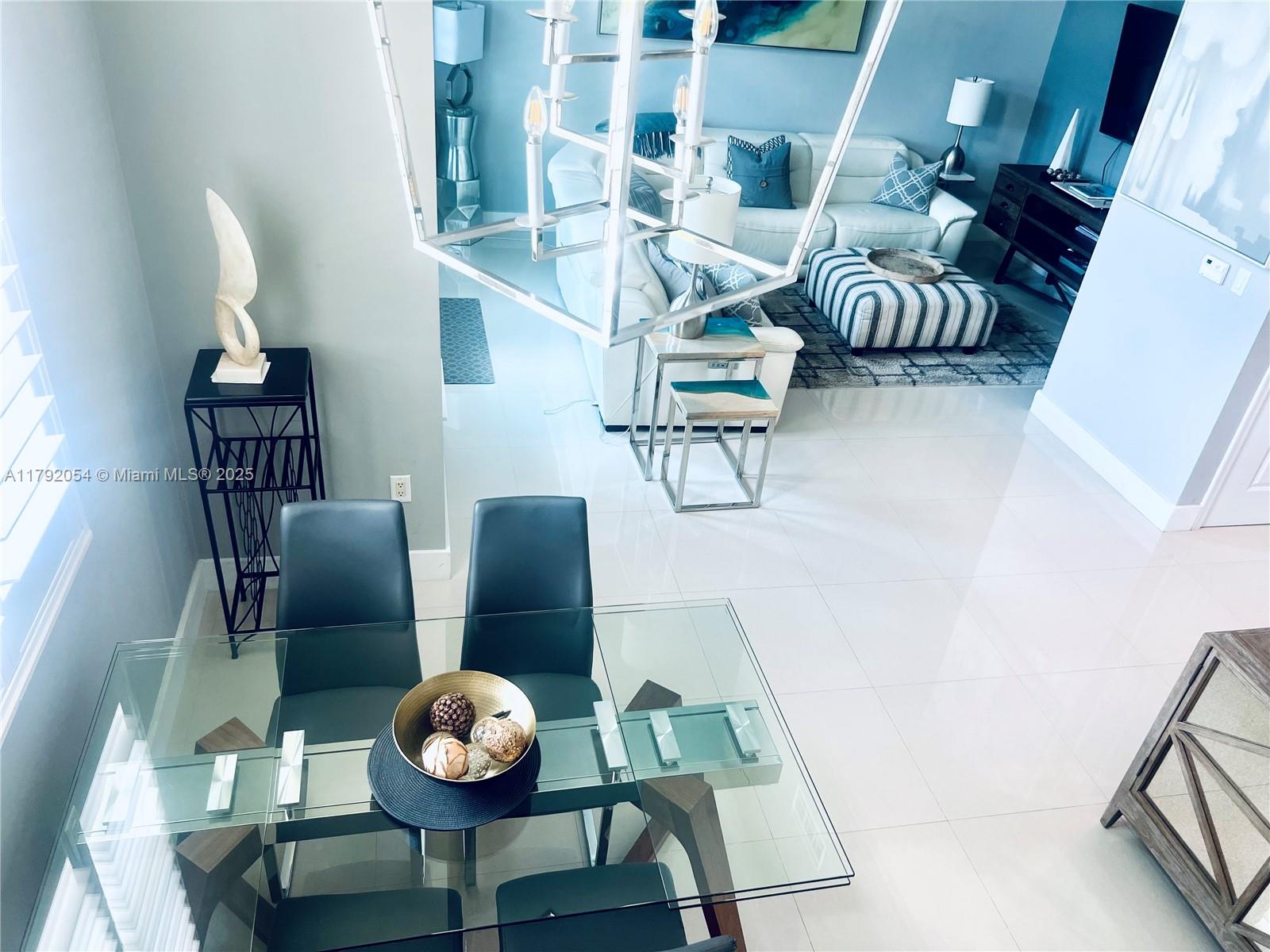 CASA COSTA CONDO - Residential