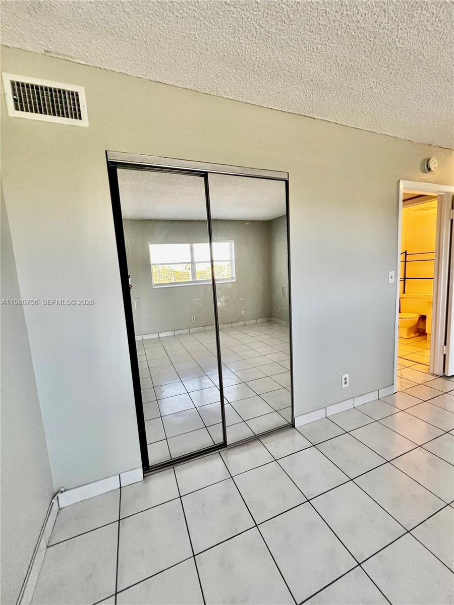 SANTA MONICA CONDOMINIUM - Residential Lease