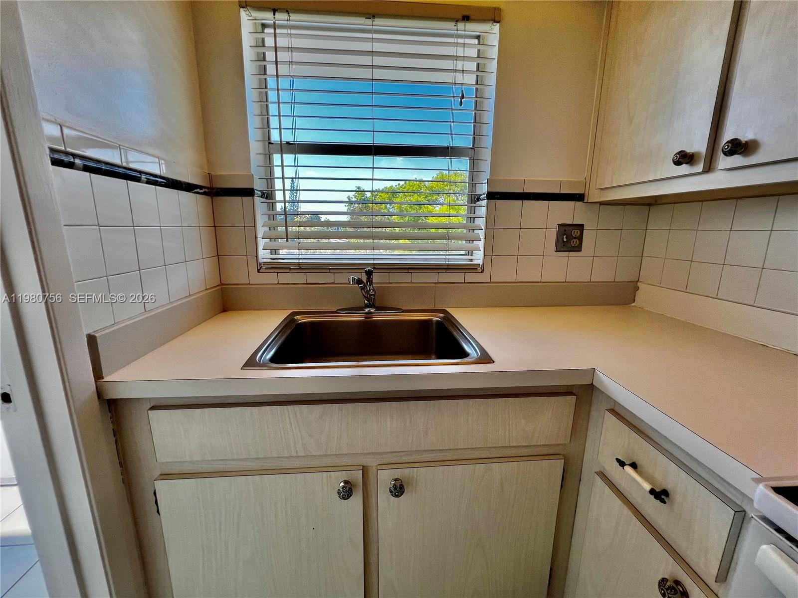 SANTA MONICA CONDOMINIUM - Residential Lease