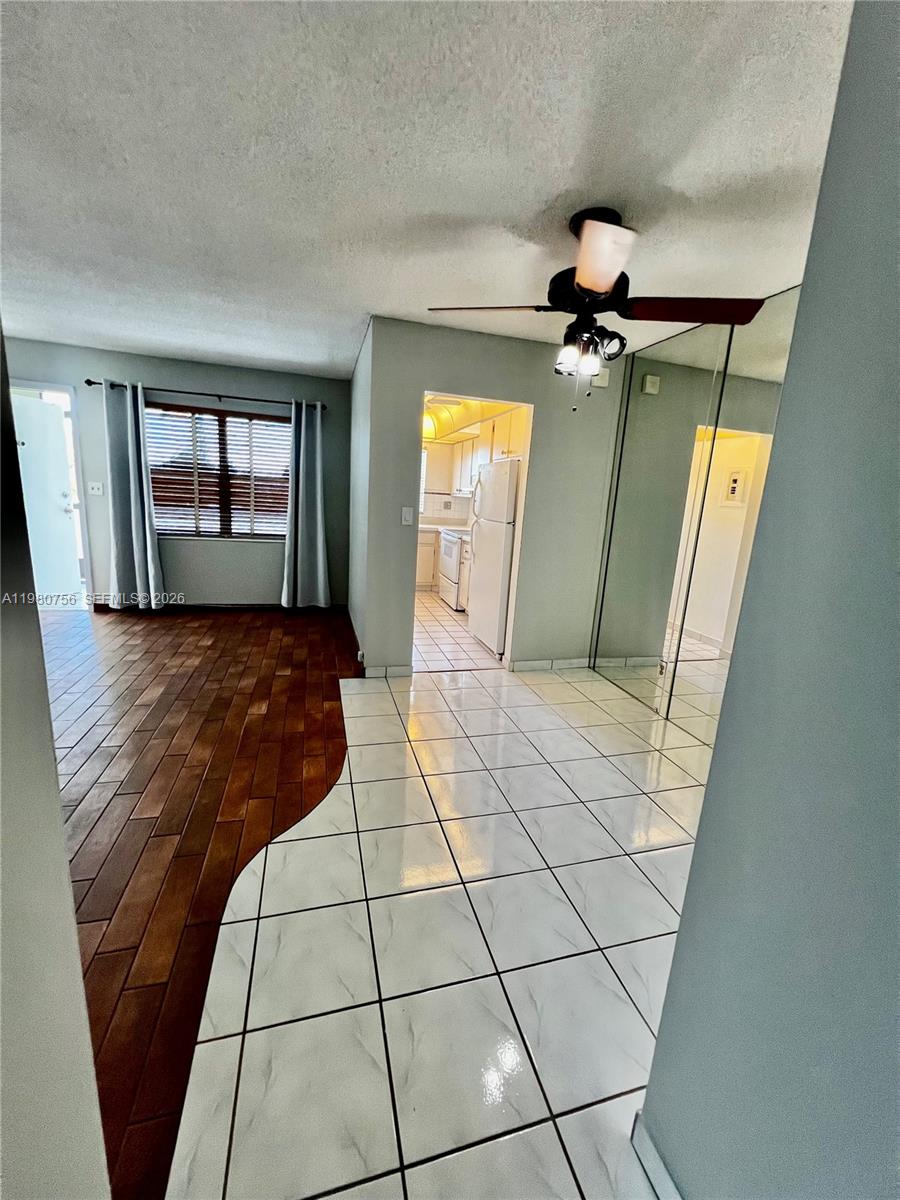 SANTA MONICA CONDOMINIUM - Residential Lease