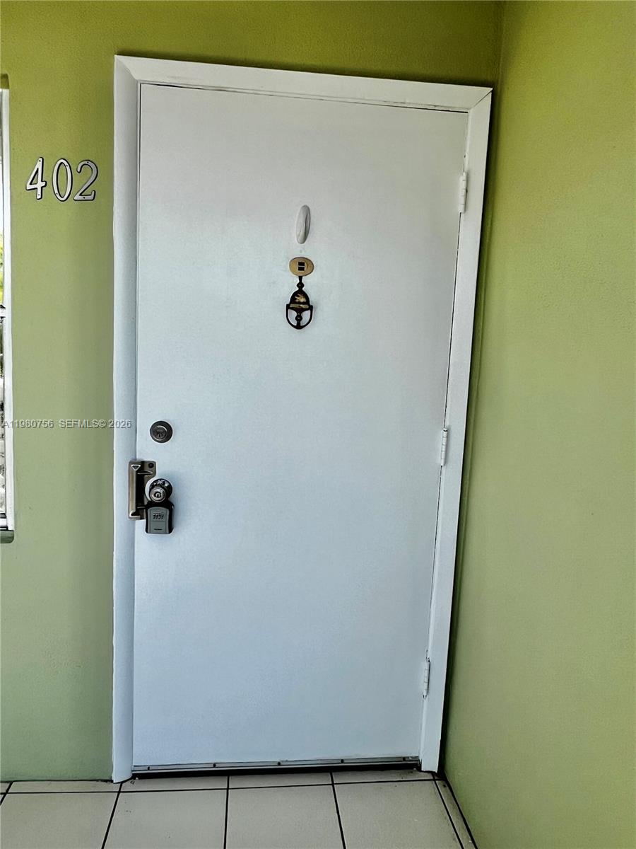 SANTA MONICA CONDOMINIUM - Residential Lease