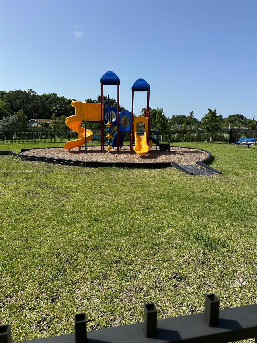 GOLF PARK SEC 1 - Residential